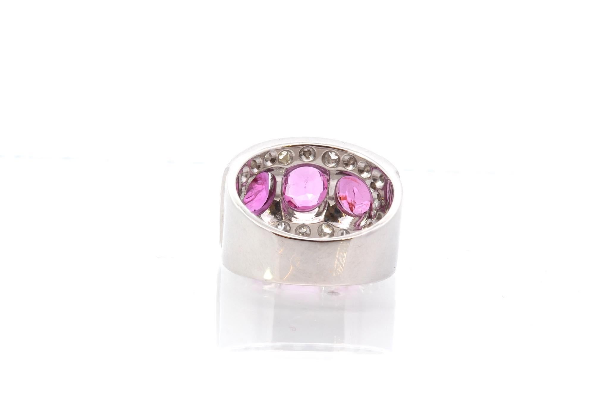 Women's or Men's Pink sapphires and diamonds ring in 18k gold