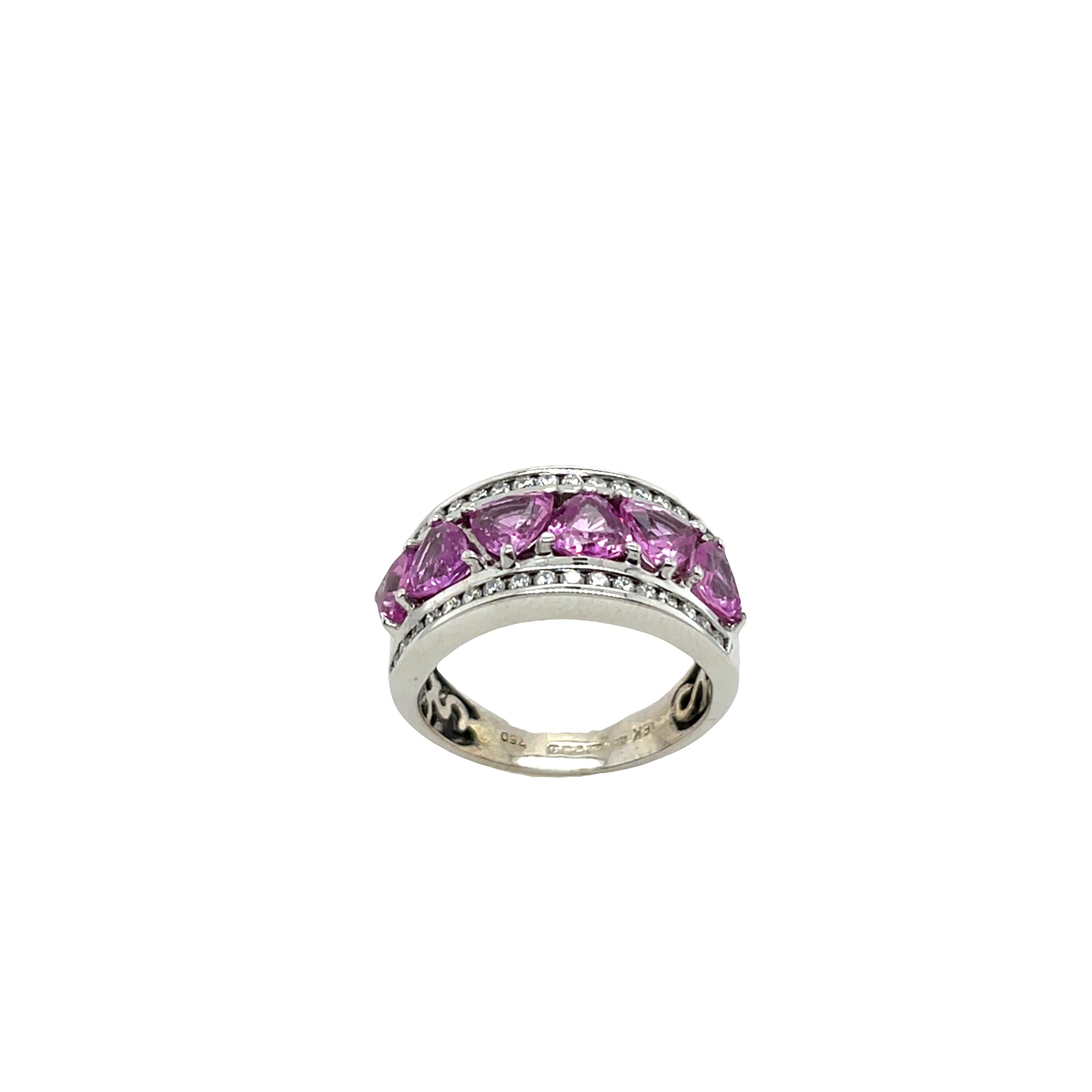 Pink Sapphires & Diamond Dress Ring Set in 18ct Weißgold im Zustand „Hervorragend“ im Angebot in London, GB