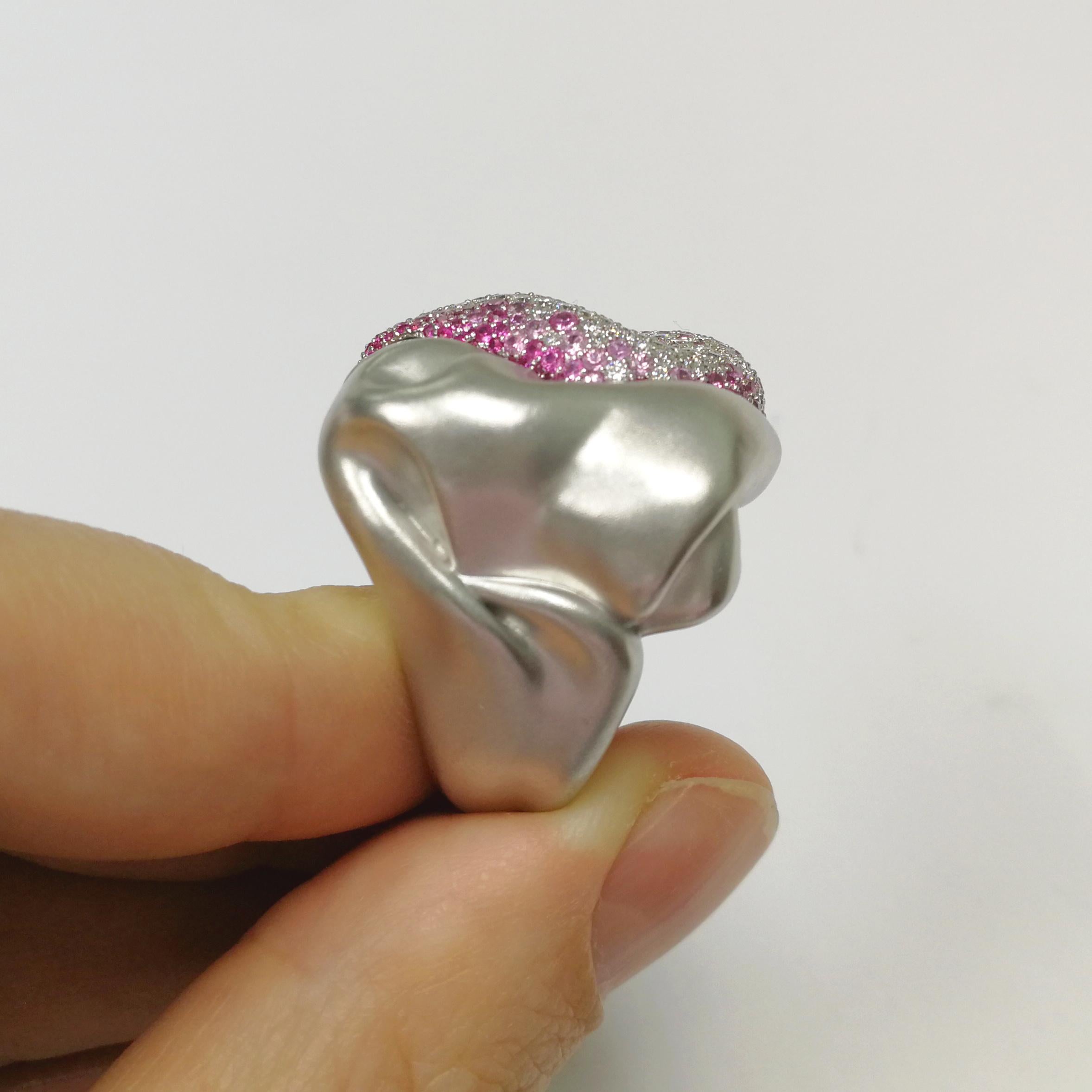 Round Cut Pink Sapphires Diamonds 18 Karat White Gold Ring For Sale