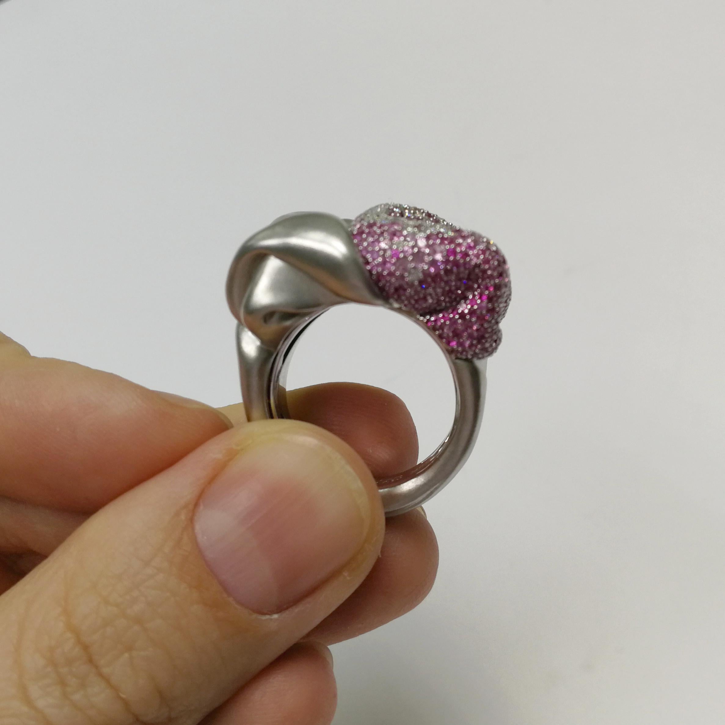 Women's Pink Sapphires Diamonds 18 Karat White Gold Ring