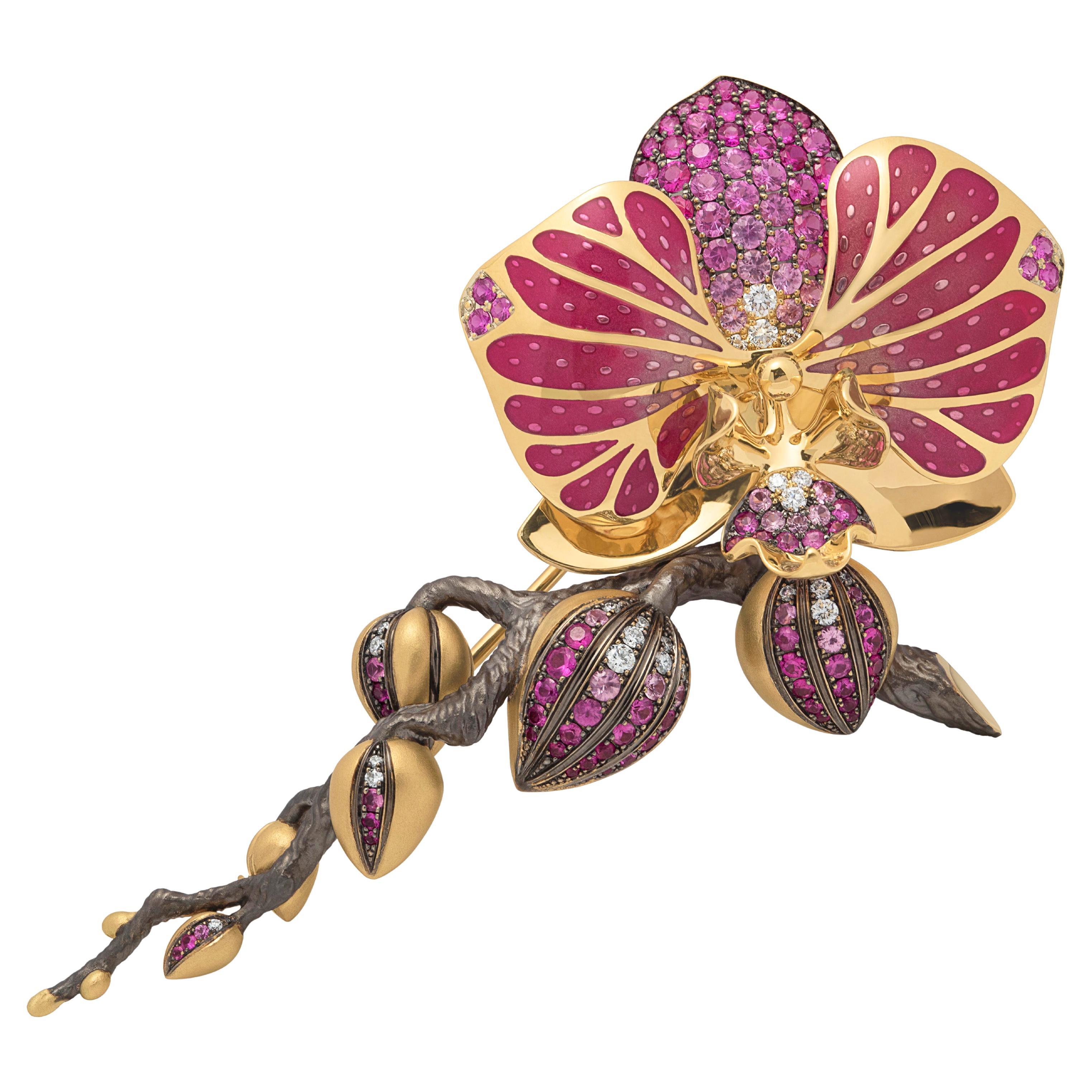 Große Orchideenbrosche aus 18 Karat Gelbgold mit rosa Saphiren, Diamanten und Emaille im Angebot