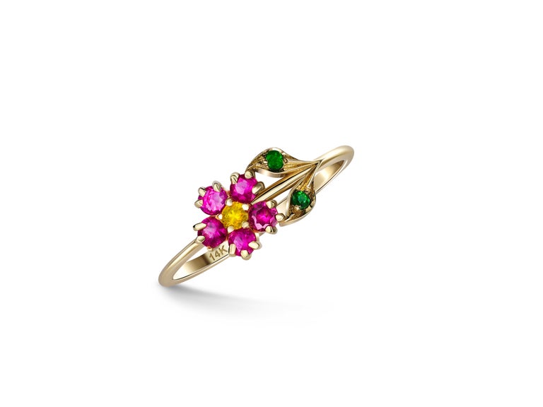 For Sale:  Pink Sapphires Flower Ring in 14 Karat Gold, Sapphires and Chrome Diopsides Ring 7