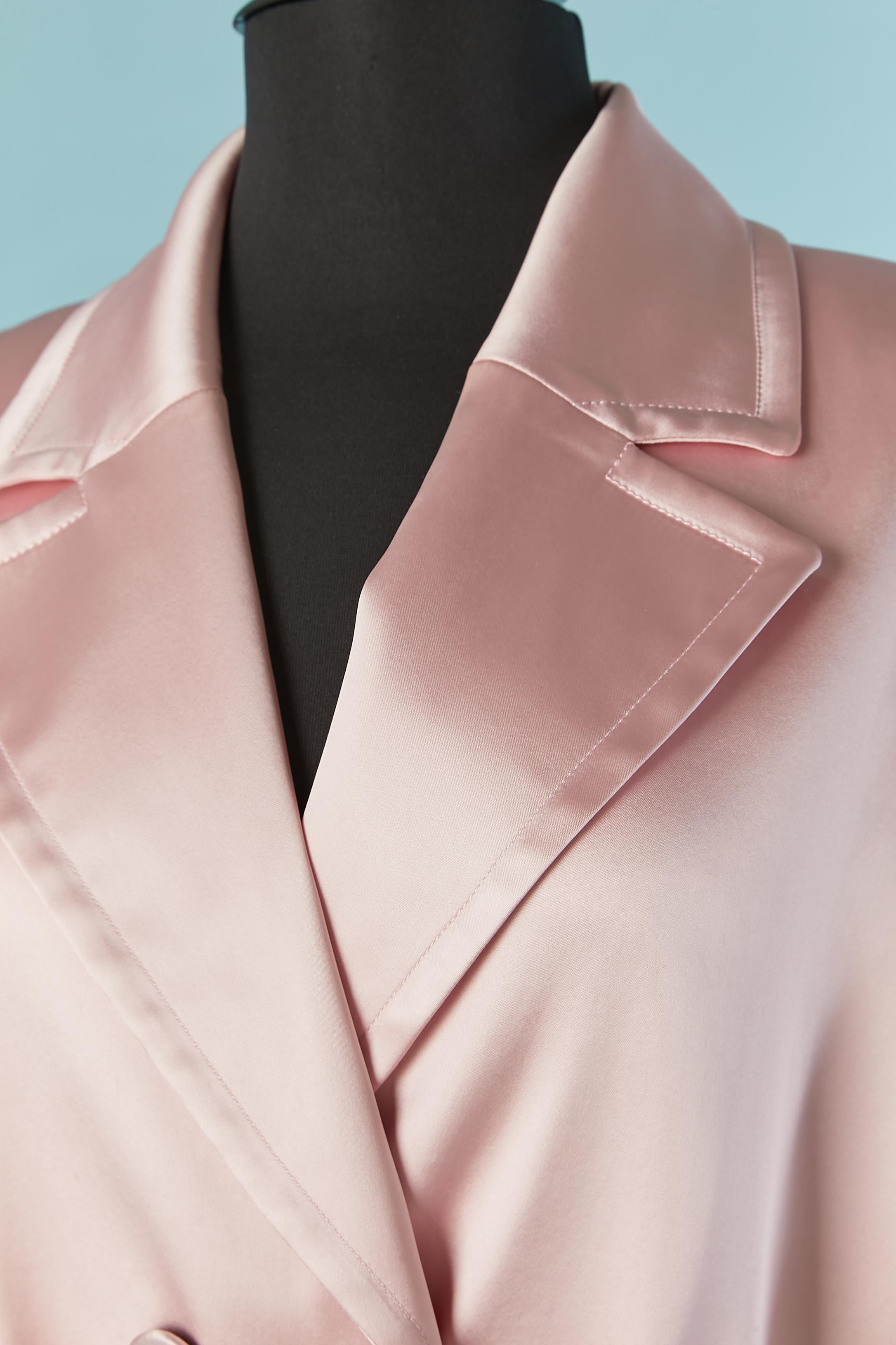 Pink satin double-breasted coat. Main fabric composition: 76% acetate, 21% polyamide, 3% stretch. Lining: 100% rayon
Shoulder-pad. Belt and belt-loop. Button covered with fabric and branded button inside. 
SIZE on tag 42 (It) 38 (Fr) 8 (Us) but fit