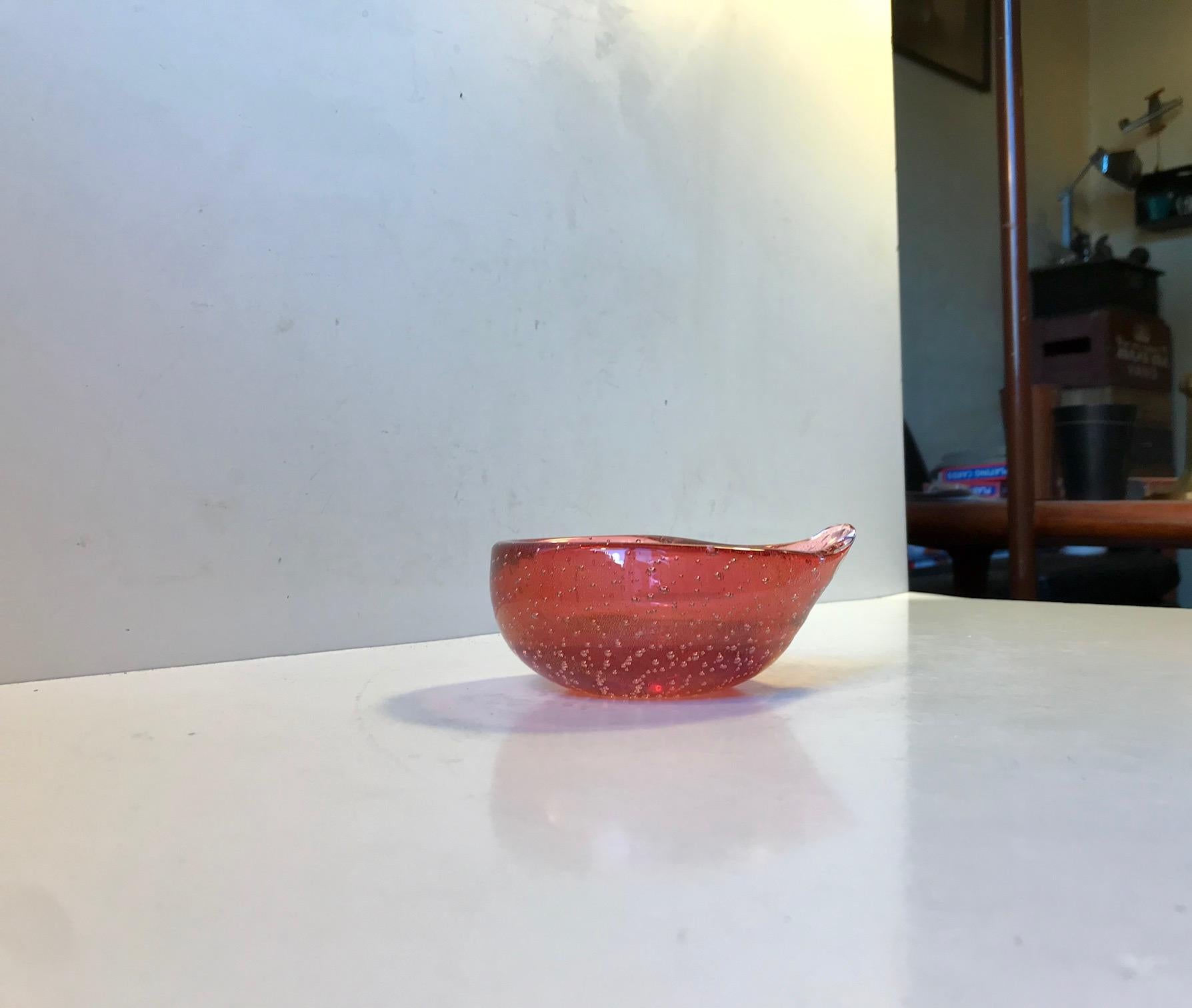Pink Seguso Murano Ashtray with Gold Dust, 1960s For Sale 1