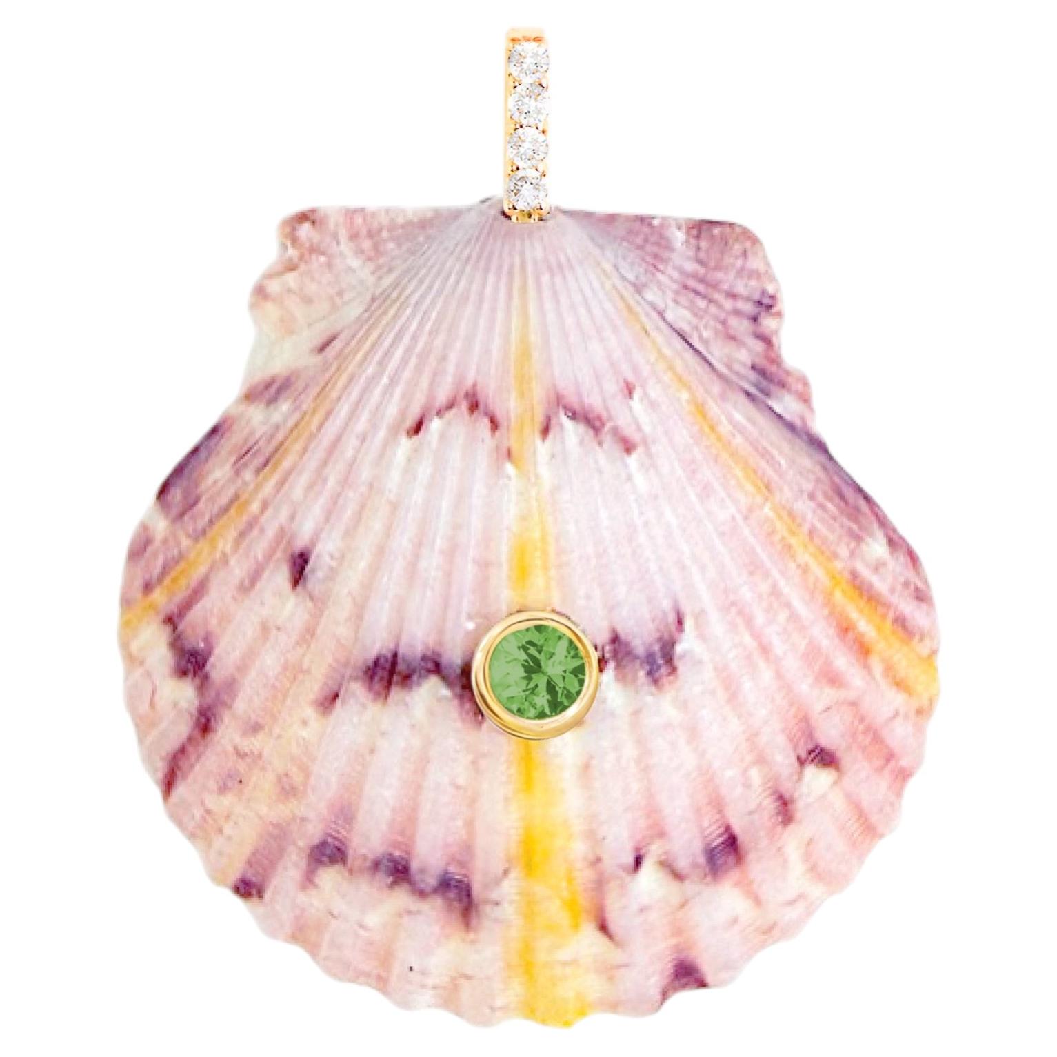 What does a pendant symbolize?
