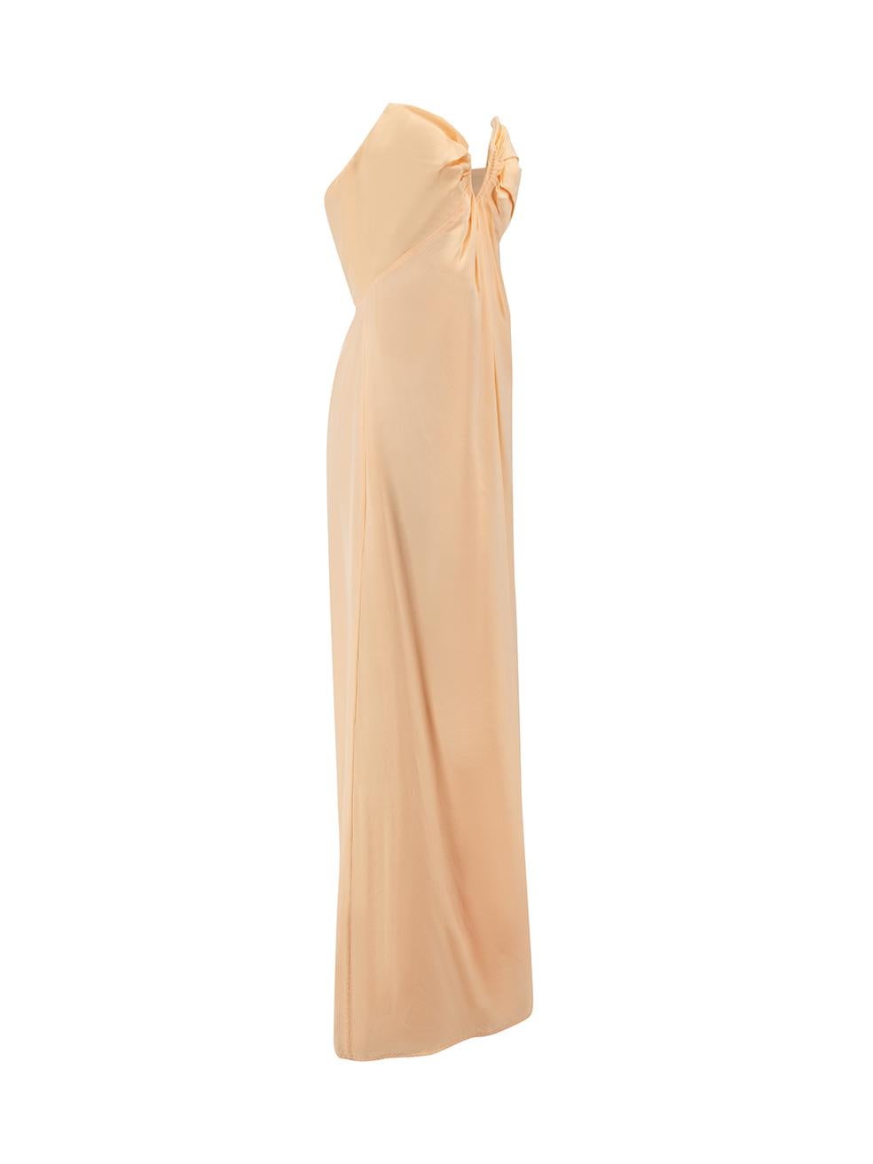 CONDITION is Very good. Minimal wear to dress is evident. Minimal wear to the front of this dress with a small stain on the bust on this used Zimmermann designer resale item.



Details


Pink

Silk

Dress

Strapless

Sweetheart neckline

Maxi