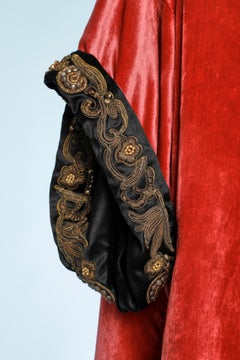 Pink silk velvet Opera coat with gold embroidered  1920