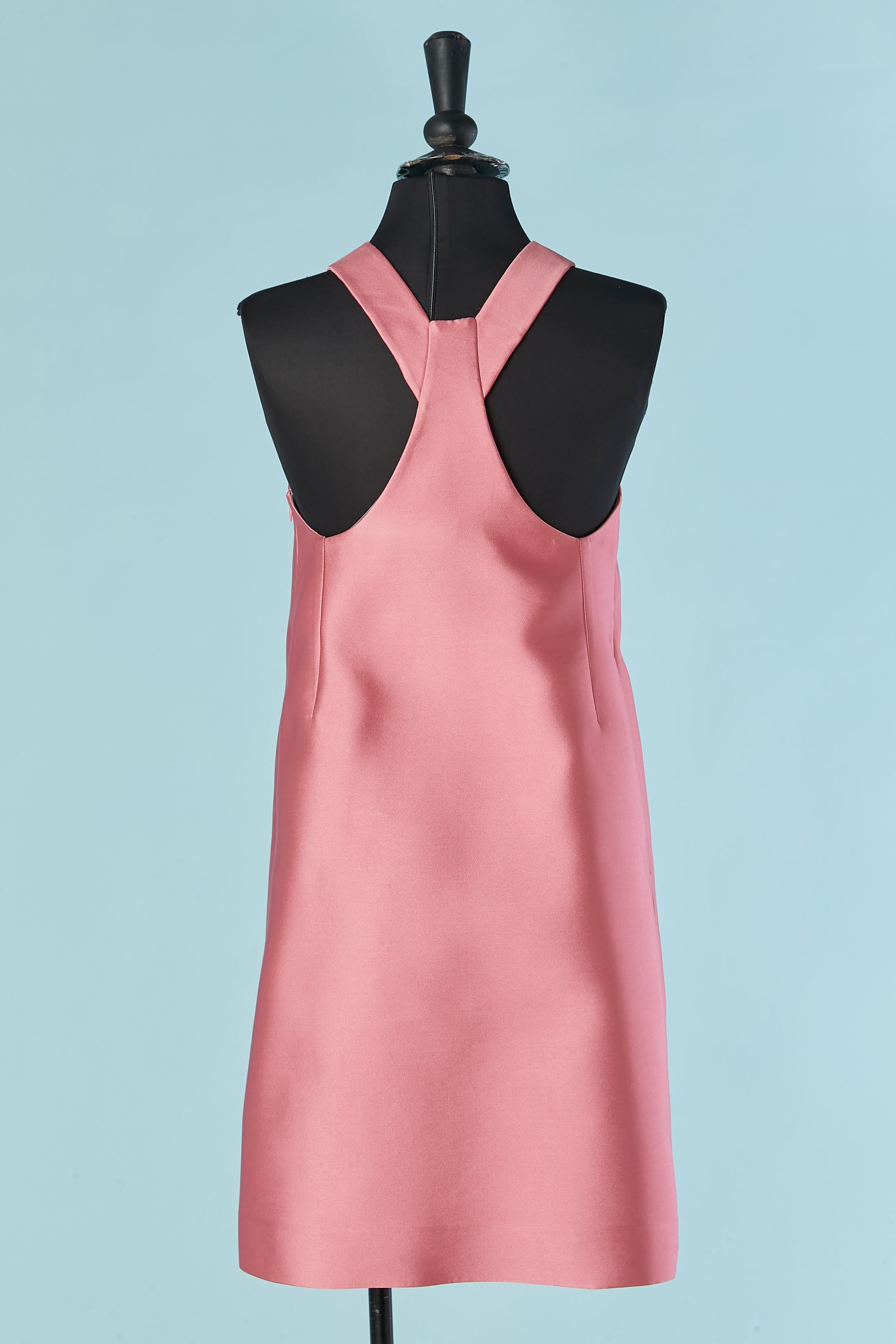 Pink sleeveless cocktail dress with bow Viktor & Rolf 1