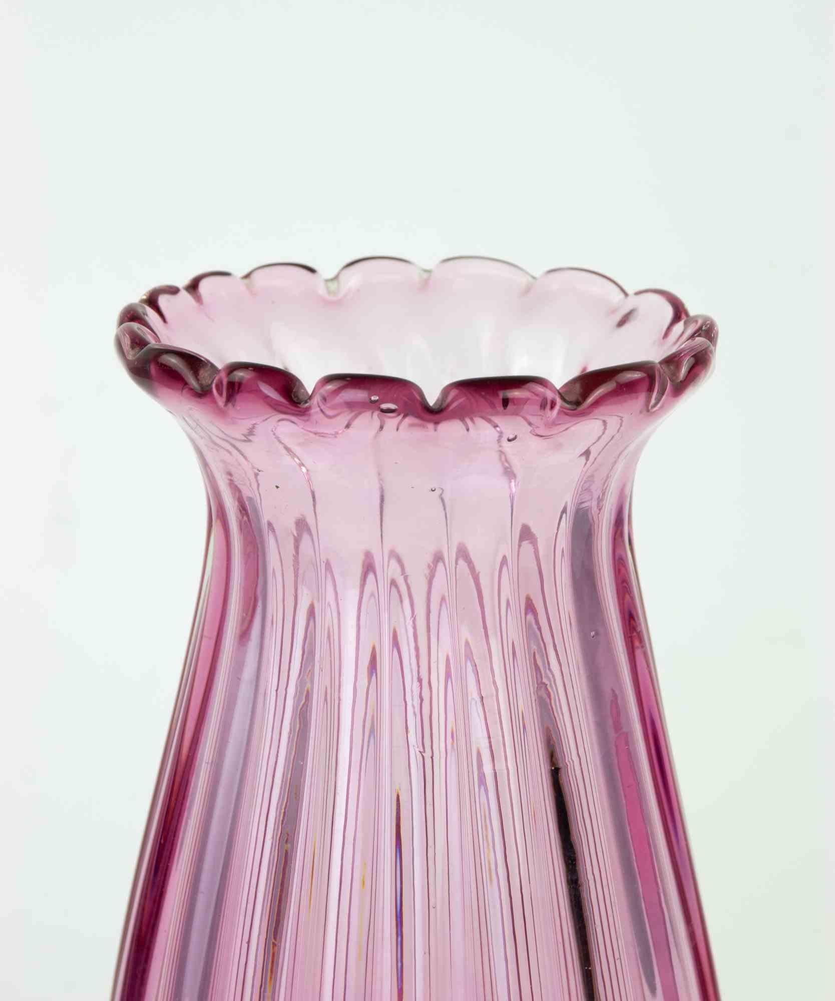 Pink Sommerso Ribbed Vase by Archimede Segusto in 1970s, Murano, Italy.