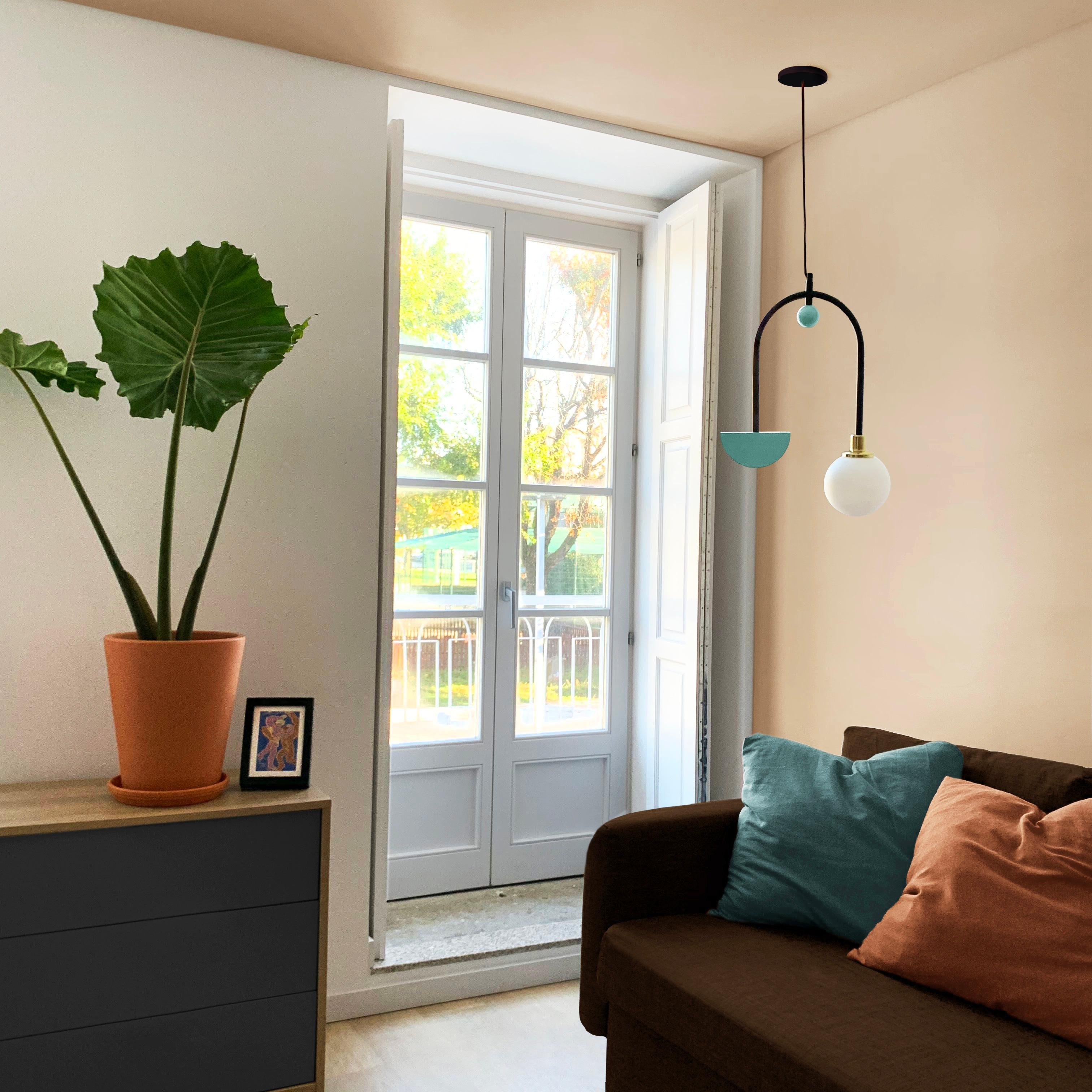 Postmoderne Lampe murale d'espace rose de Dovain Studio en vente