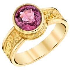 Pink Spinel and 18k Yellow Gold Hand-Engraved Band Ring, 1.93 Carats