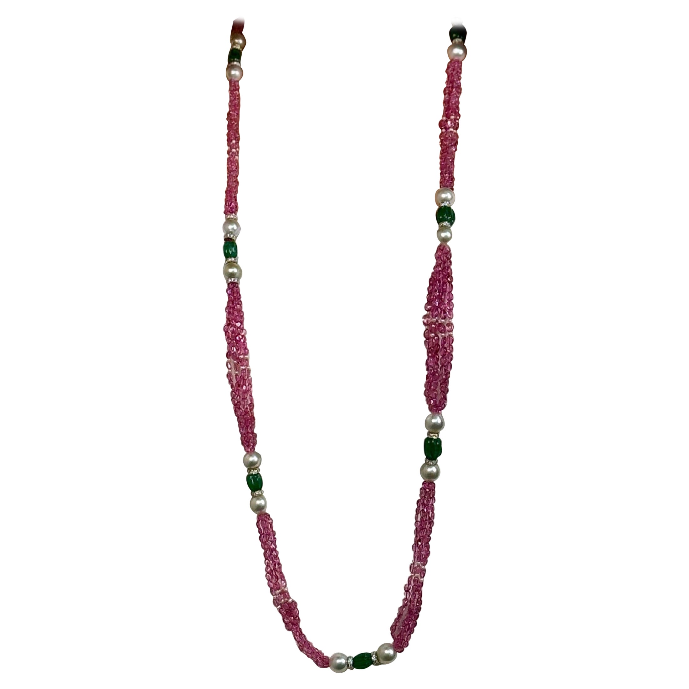 Collana con spinello rosa e smeraldo intagliato 263,14 carati con perle dei mari del sud e Dia in vendita