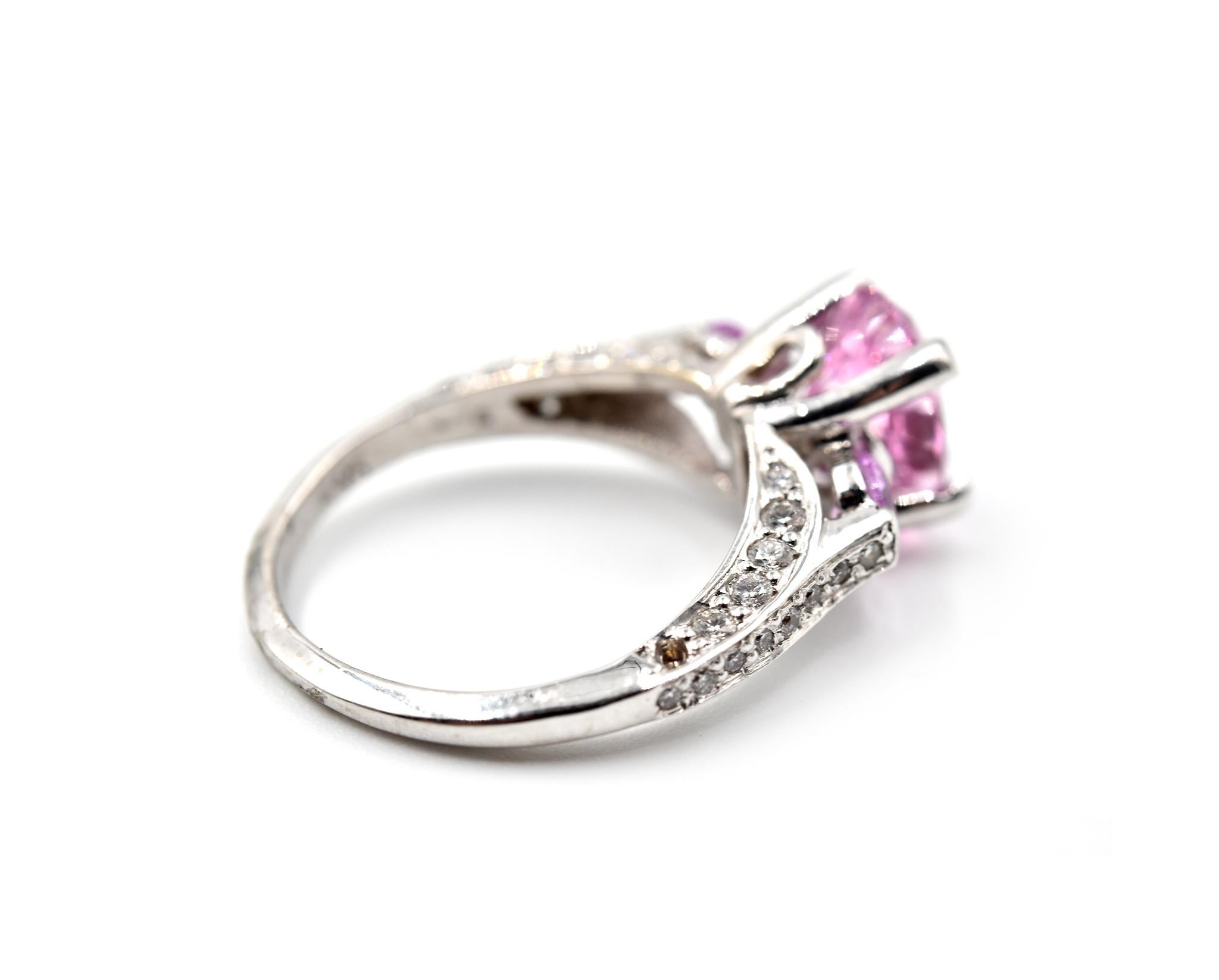 Pink Spinel and Diamond 18 Karat White Gold Ring In Excellent Condition For Sale In Scottsdale, AZ