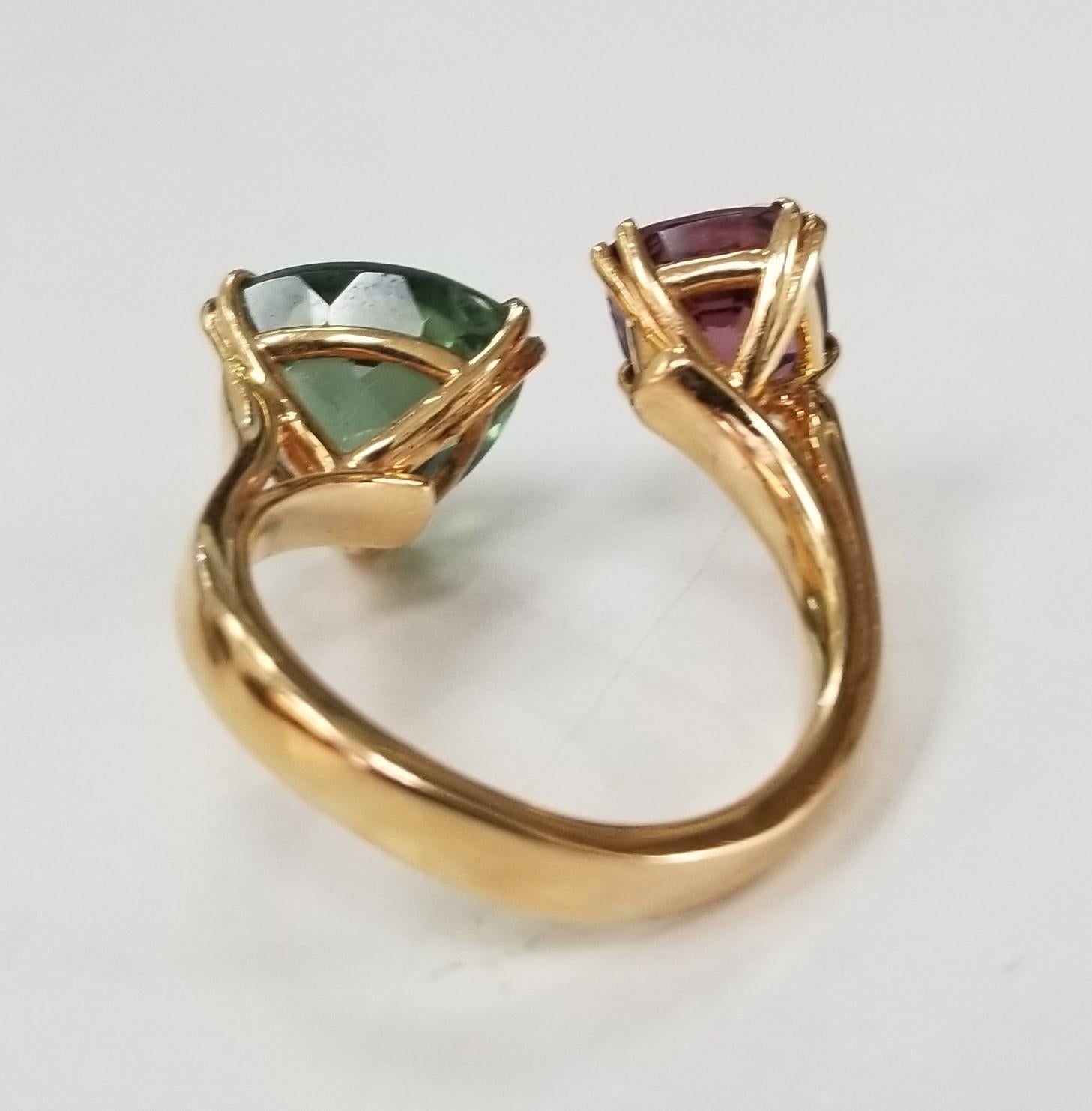 Modern Pink Spinel and Green Tourmaline Spaced Ring Set in 18 Karat Rose Gold