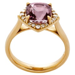 Pink Spinel, Diamond and 18K Yellow Gold Ring