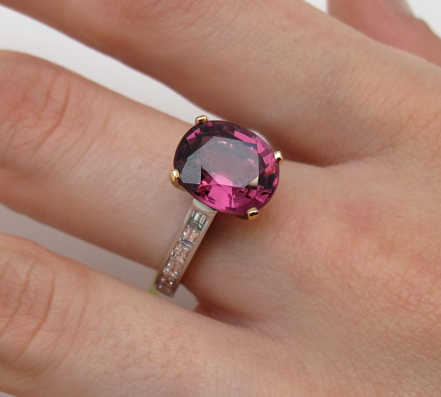 4.84 Carat Pink Spinel and Diamond White Gold Ring In New Condition In Los Angeles, CA