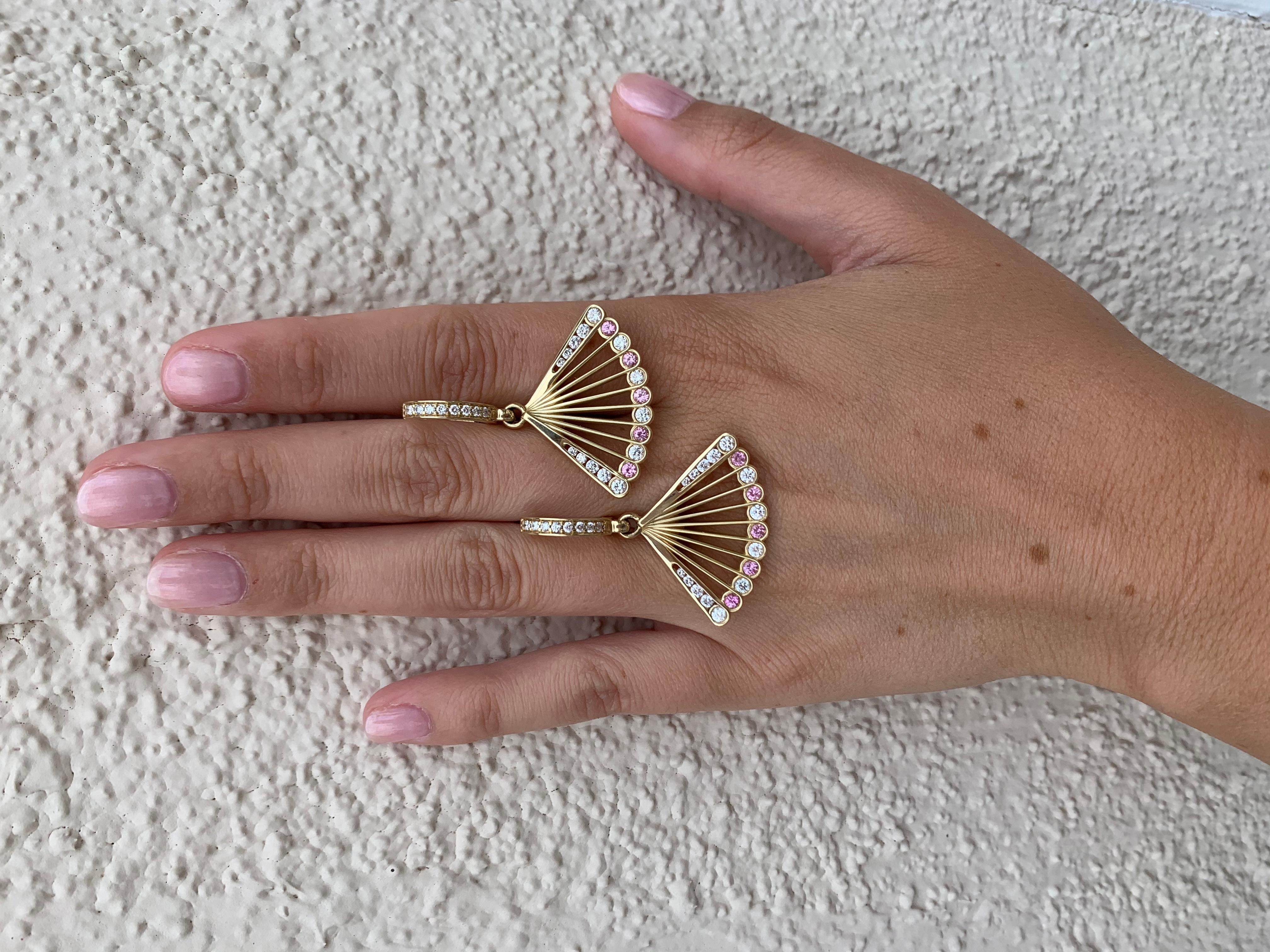 Boucles d'oreilles éventail en or jaune avec spinelle rose et diamant en vente 1