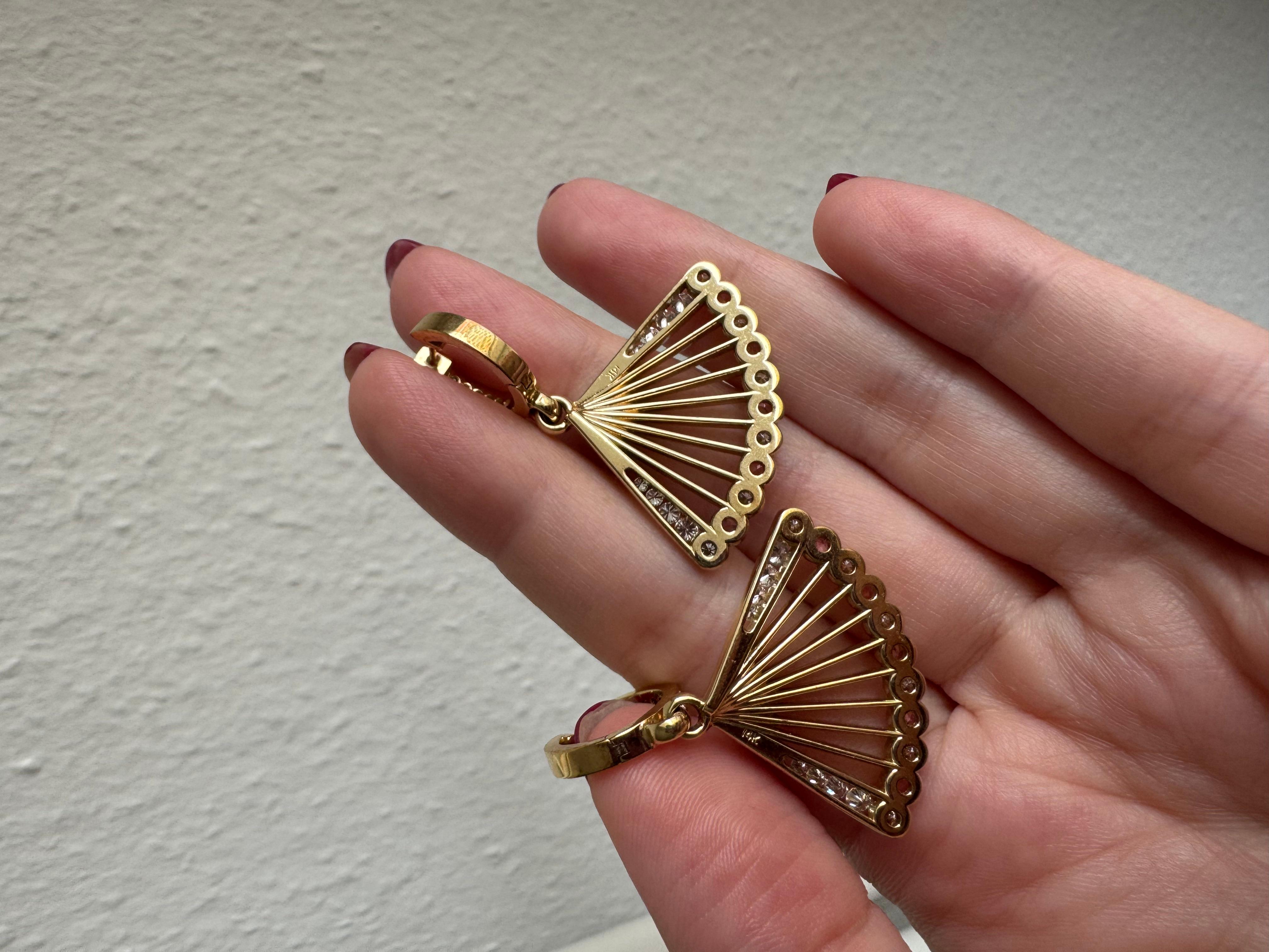 Boucles d'oreilles éventail en or jaune avec spinelle rose et diamant en vente 2