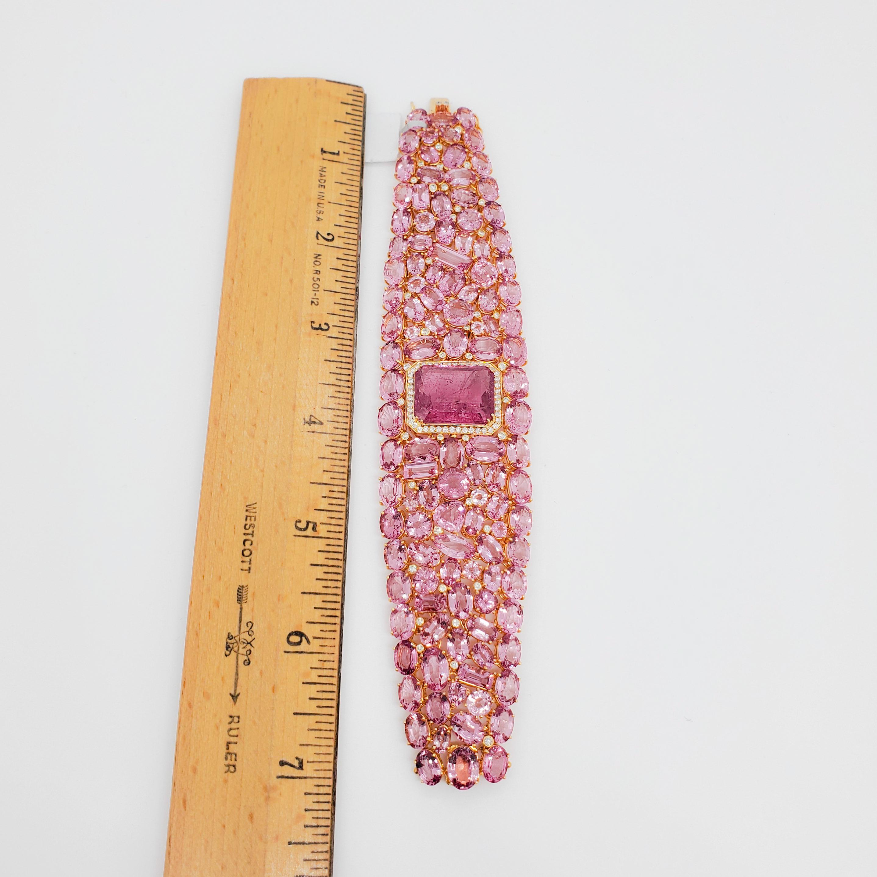 Rosa rosa Spinell im Smaragdschliff, gemischtem Spinell und Diamant-Cluster-Armband in 18k für Damen oder Herren