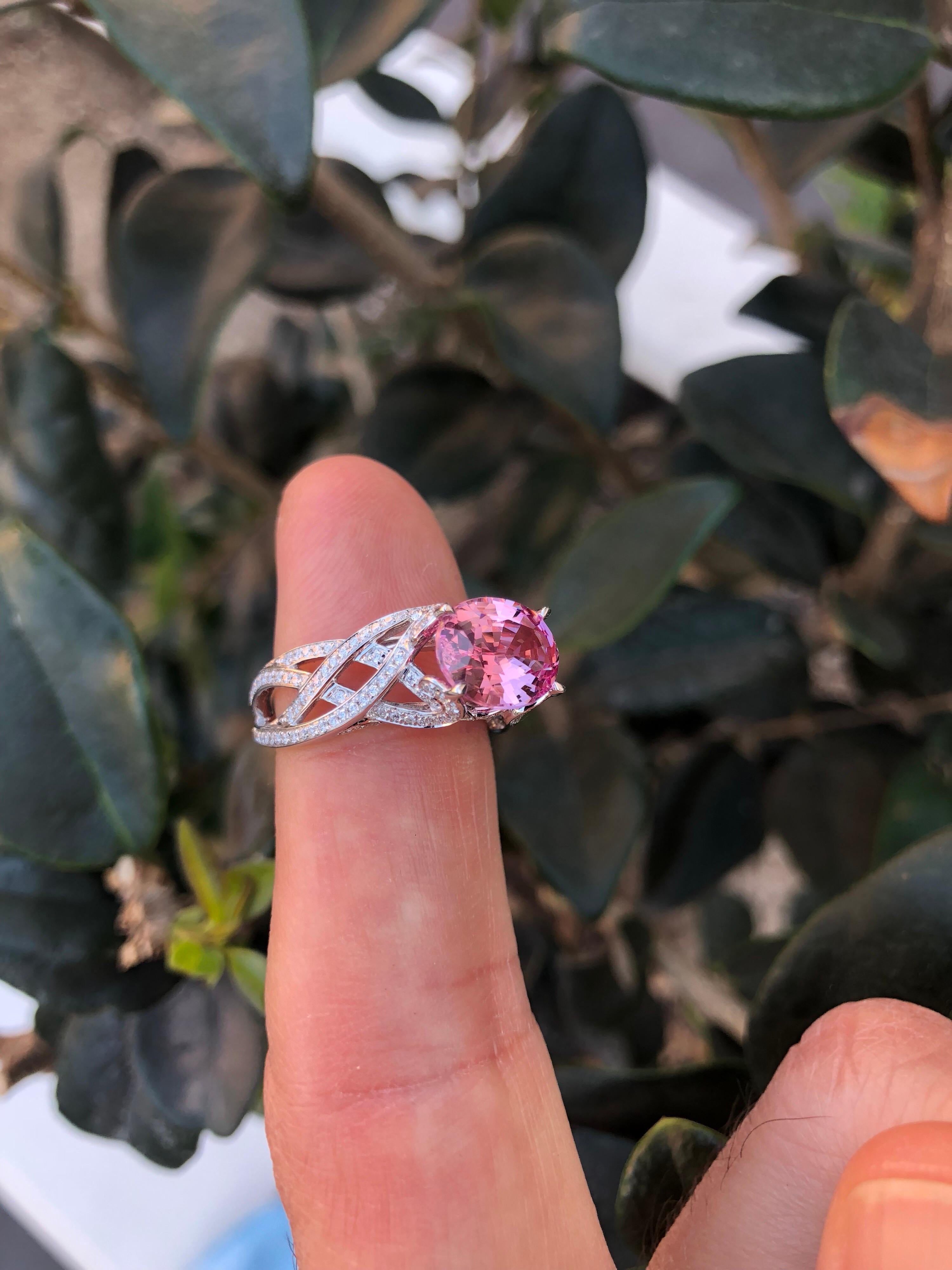 Pink Spinel Ring Oval 3.18 Carats 18K White Gold Diamonds For Sale 4