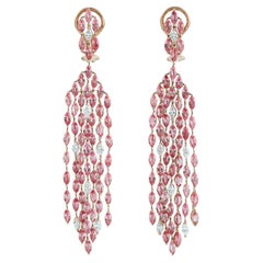 Boucles d'oreilles pendantes en or rose 18k avec spinelle rose et diamants