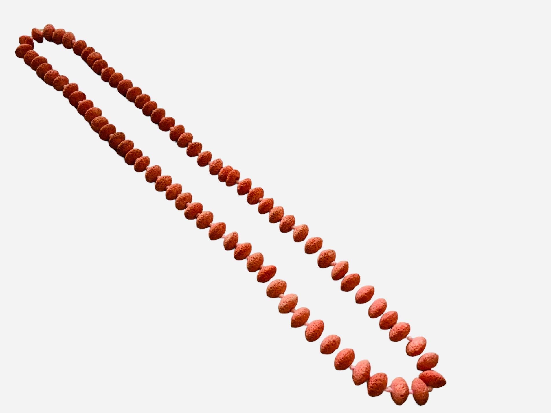 Collana di corallo spugna rosa in vendita 4