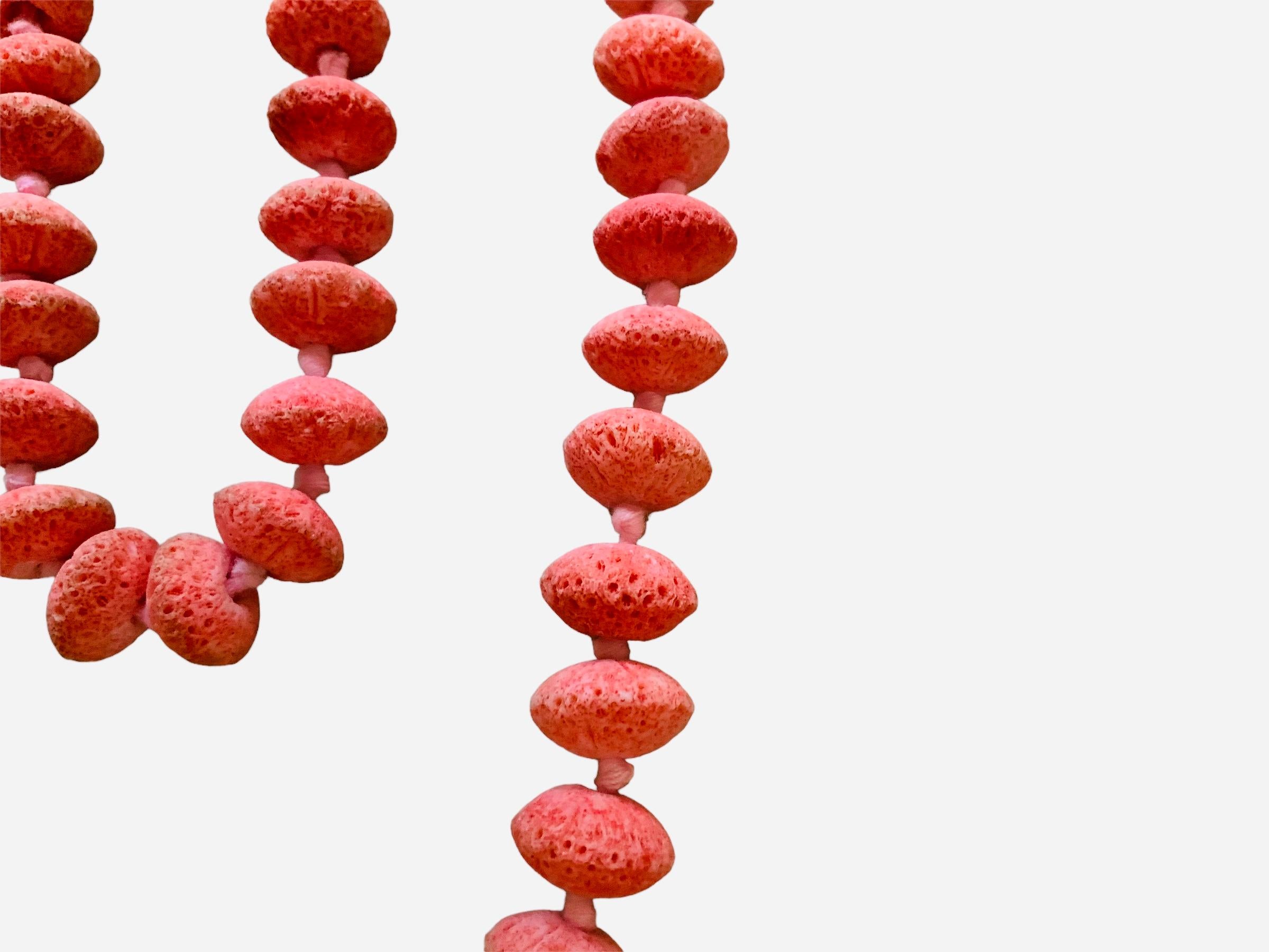 Collana di corallo spugna rosa in vendita 6
