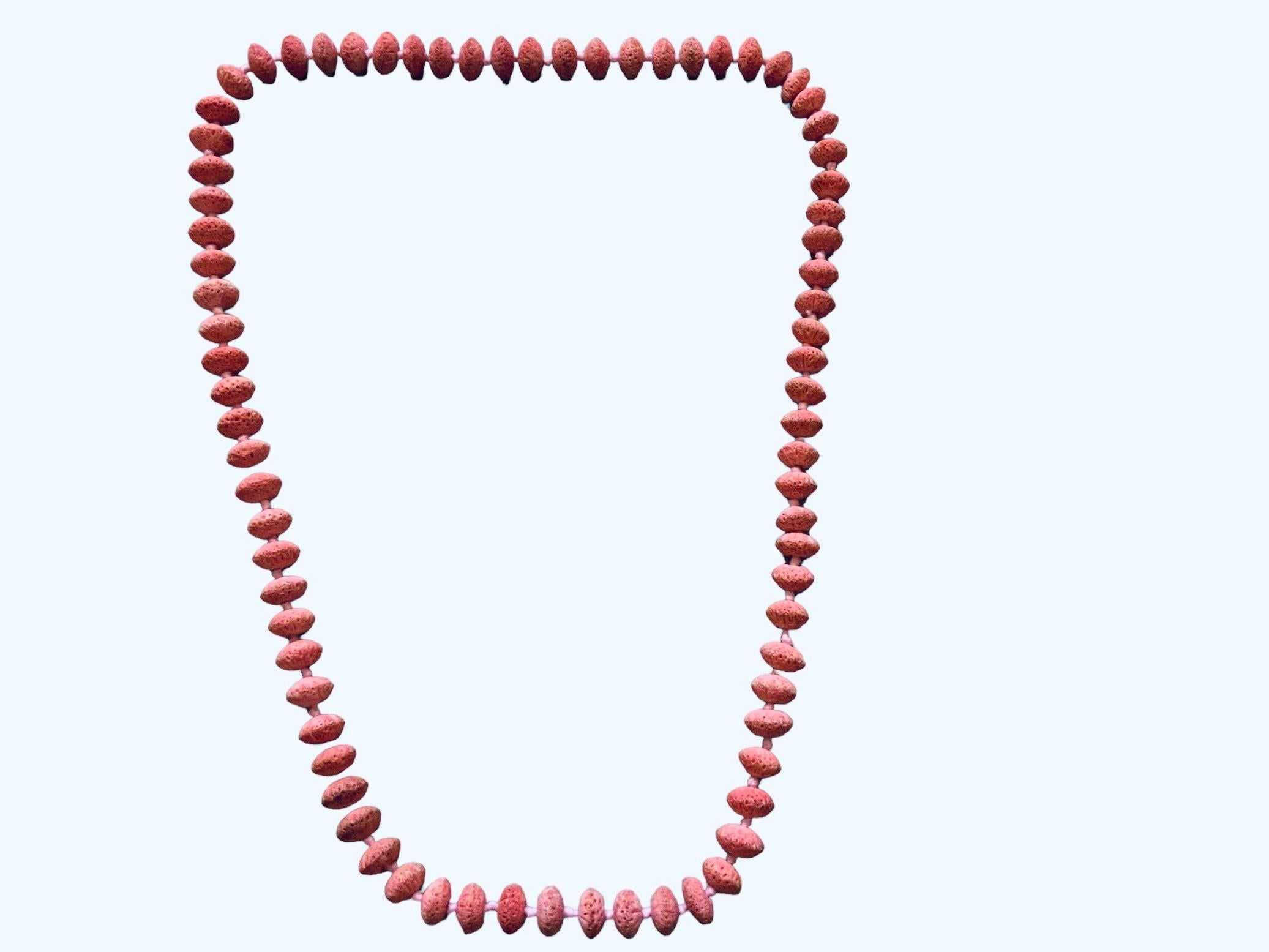 Collana di corallo spugna rosa in vendita 1