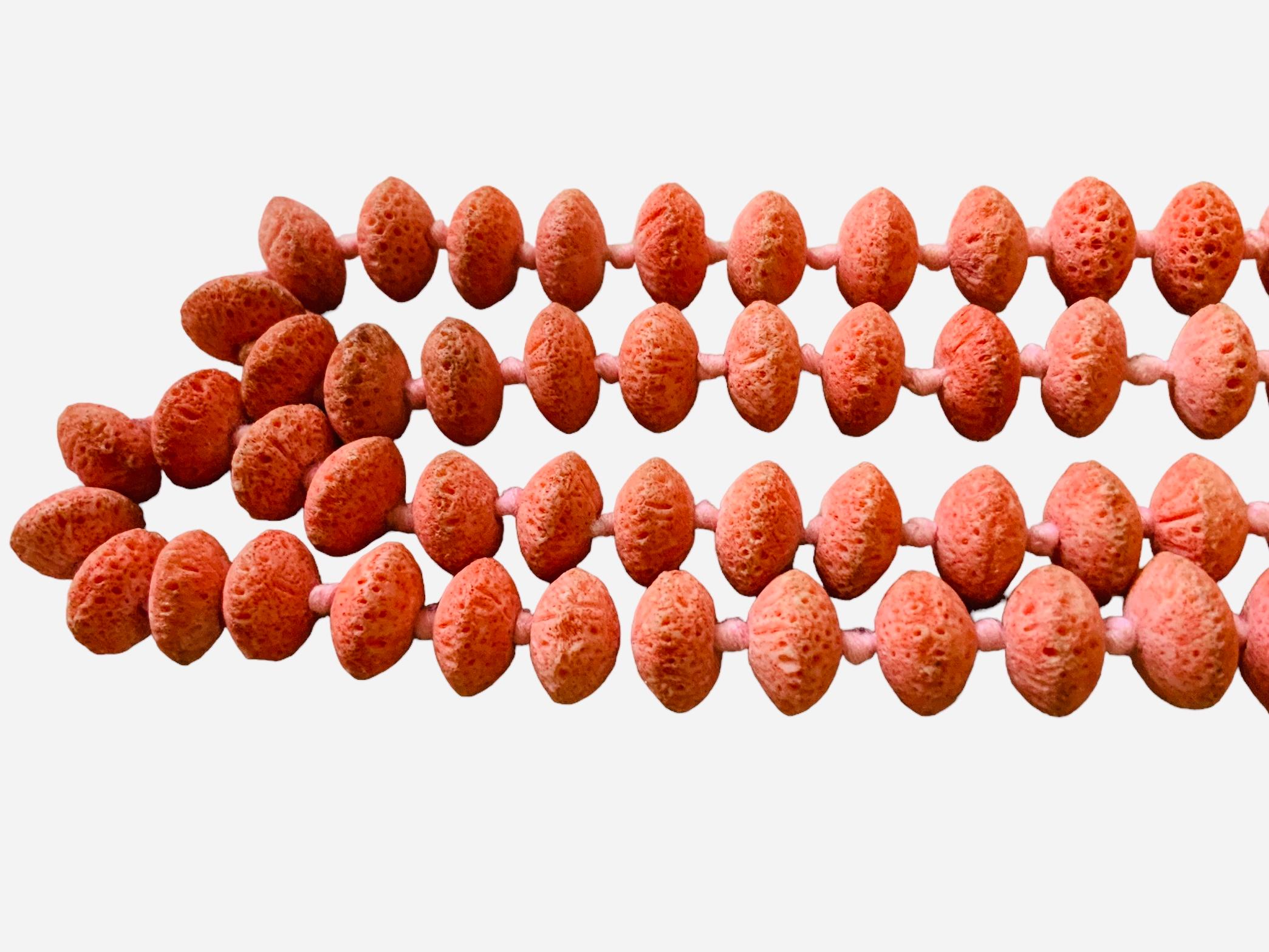 Collana di corallo spugna rosa in vendita 3