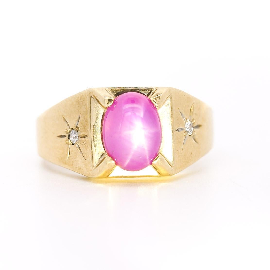 Pink Star Sapphire & Diamond 14K Gold Unisex Statement Ring Herren im Angebot