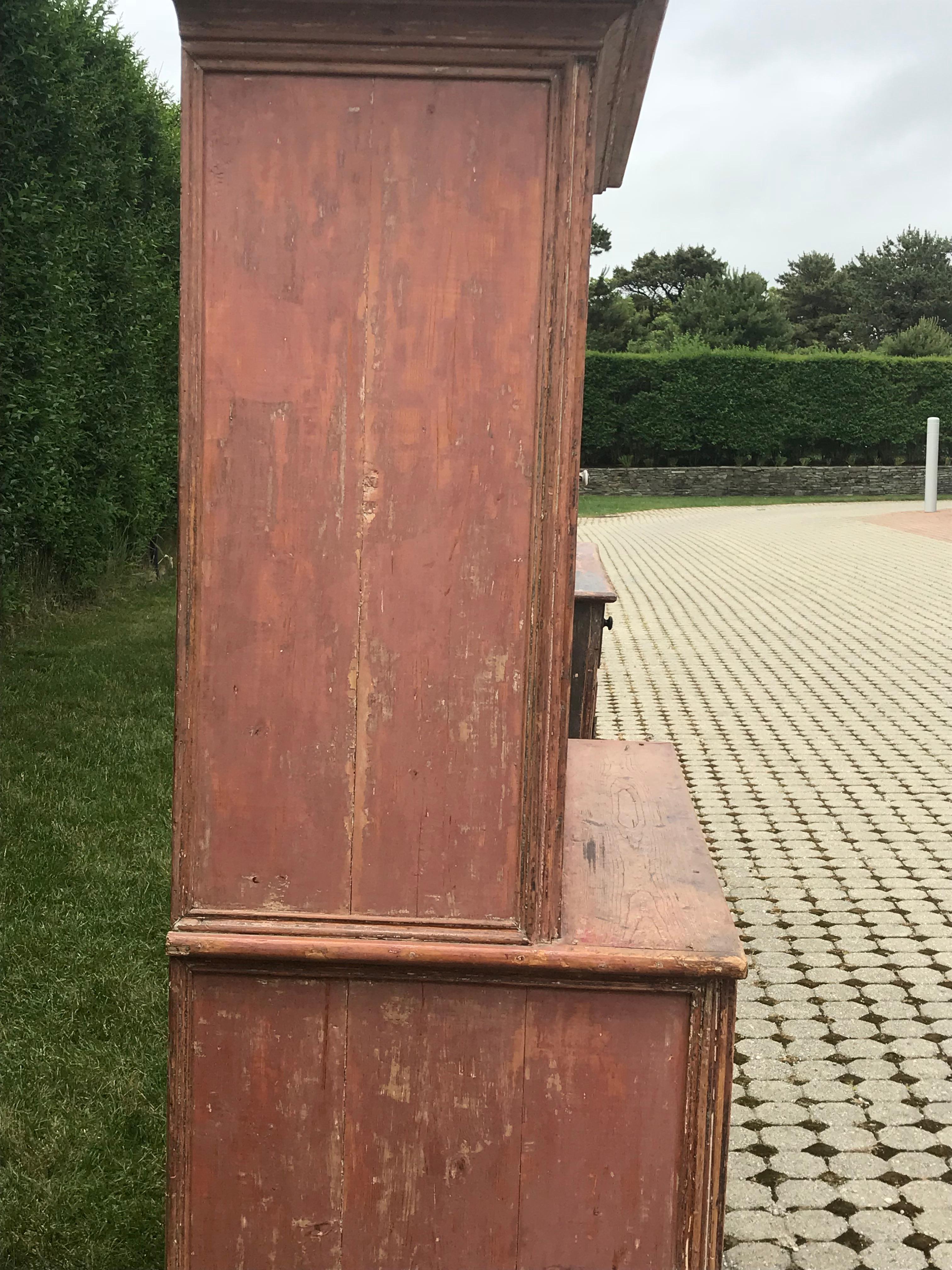 Pink Step-Back Cupboard In Good Condition In Nantucket, MA
