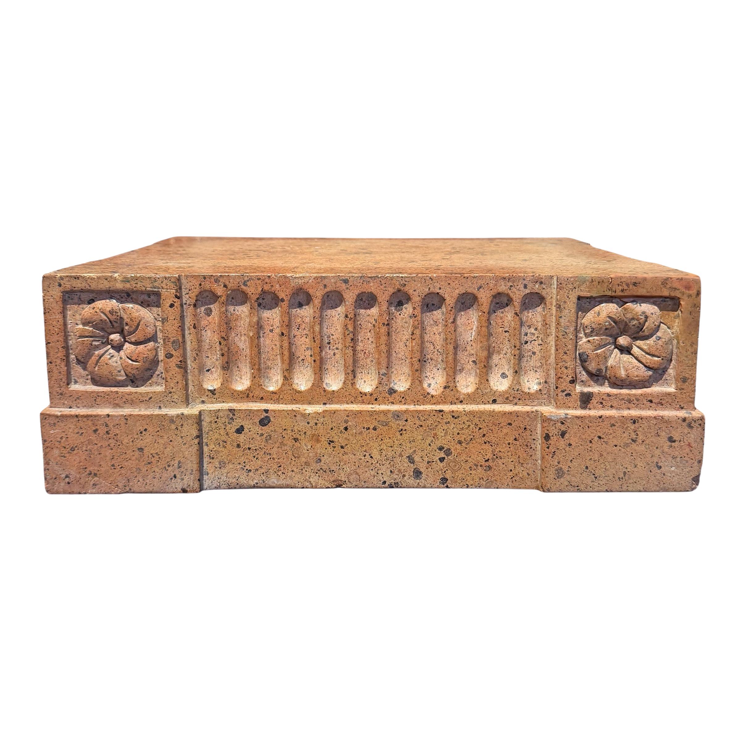 Pink Stone Architectural Plinth In Good Condition For Sale In Chicago, IL