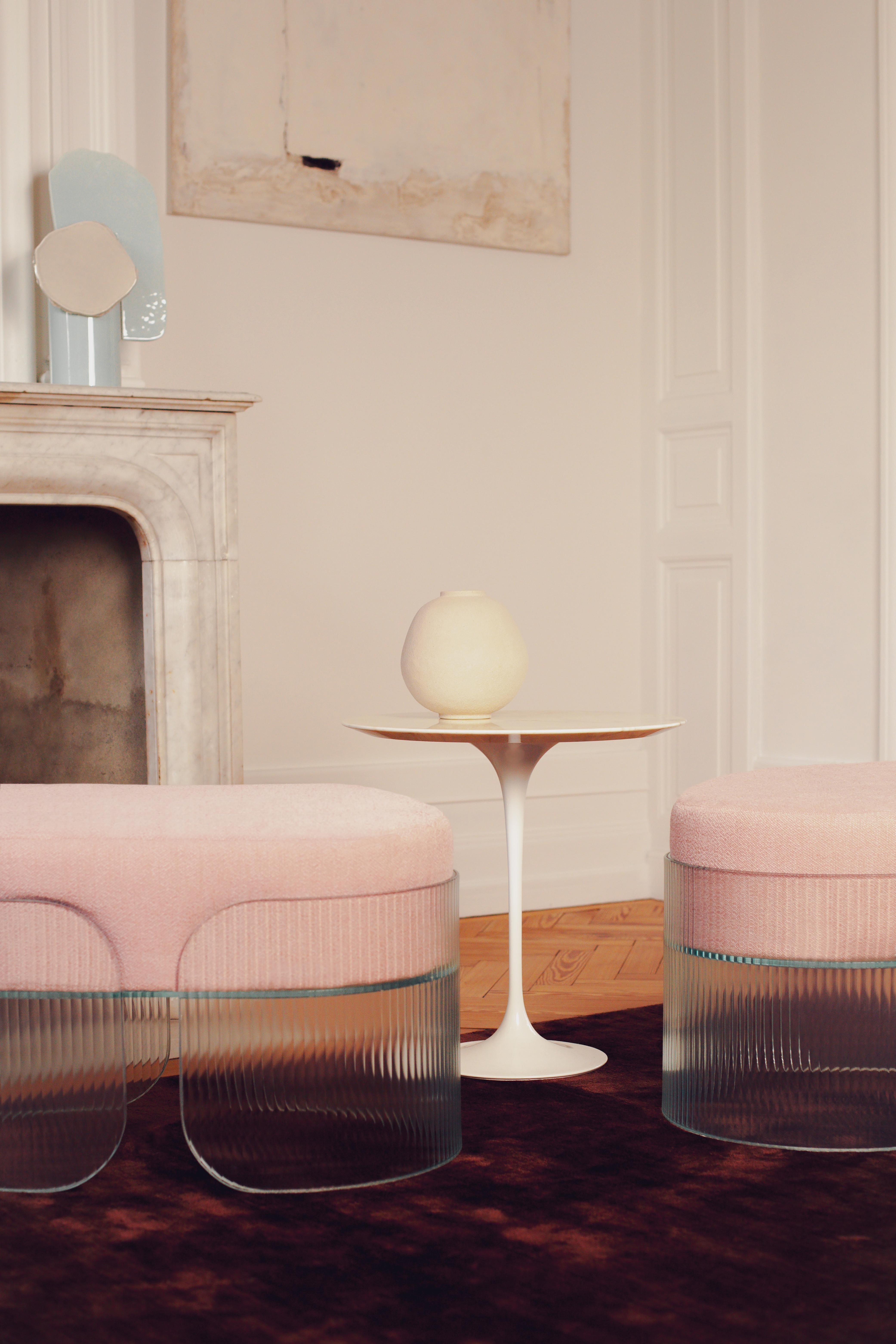 Pink Sublime Ottoman M by Glass Variations In New Condition For Sale In Geneve, CH