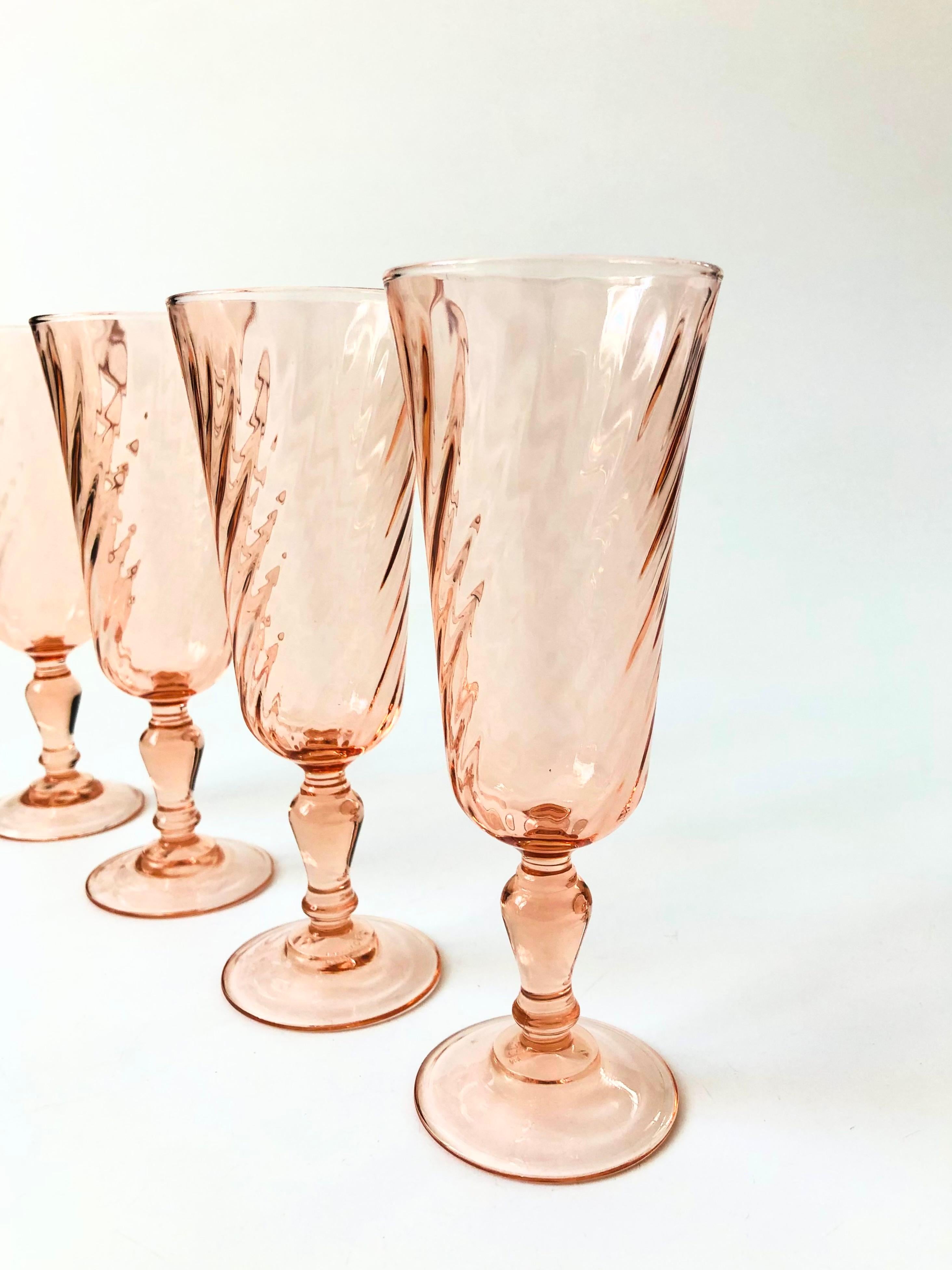 Pink Swirl Champagnerflöten - 4er-Set (Art nouveau) im Angebot
