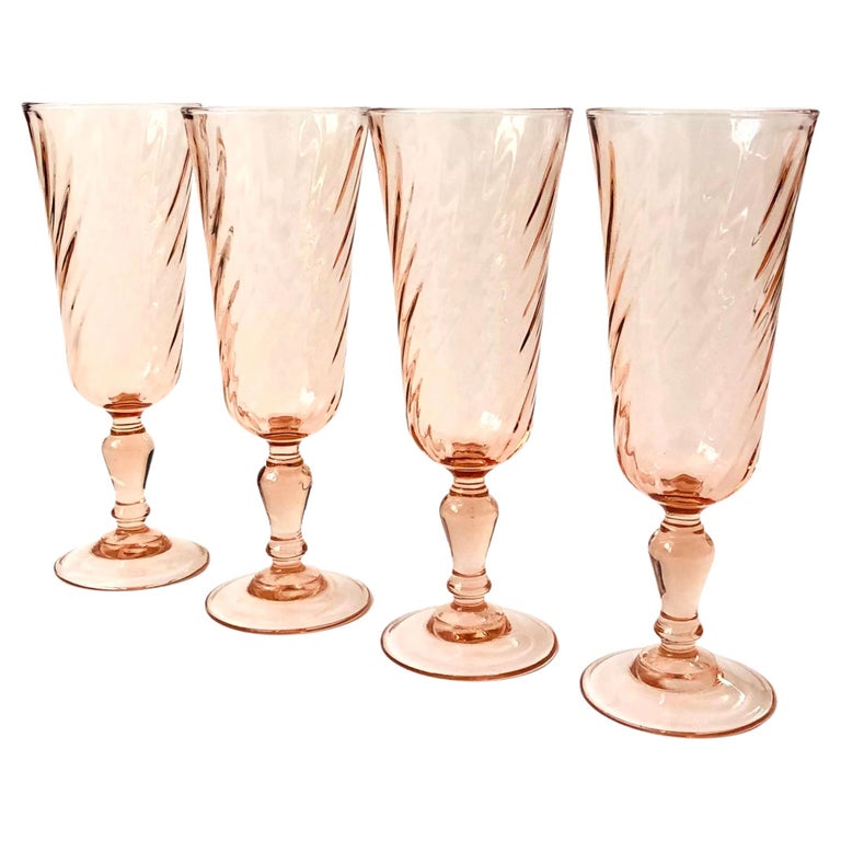 https://a.1stdibscdn.com/pink-swirl-champagne-flutes-set-of-4-for-sale/f_59412/f_357250621692131585070/f_35725062_1692131586135_bg_processed.jpg?width=768