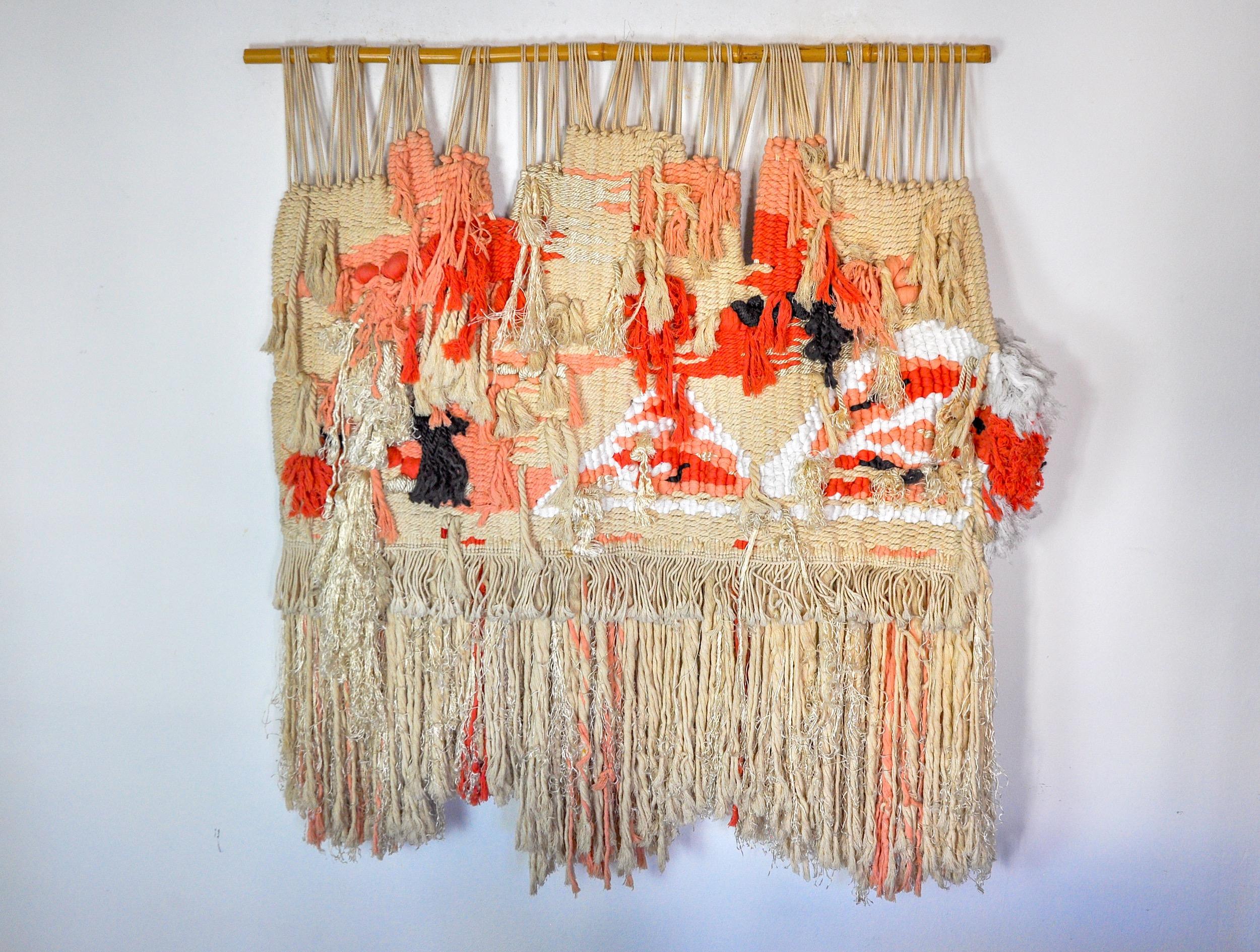 Rosa strukturierter Macrame-Wandteppich, Spanien, 1970er Jahre im Angebot 3