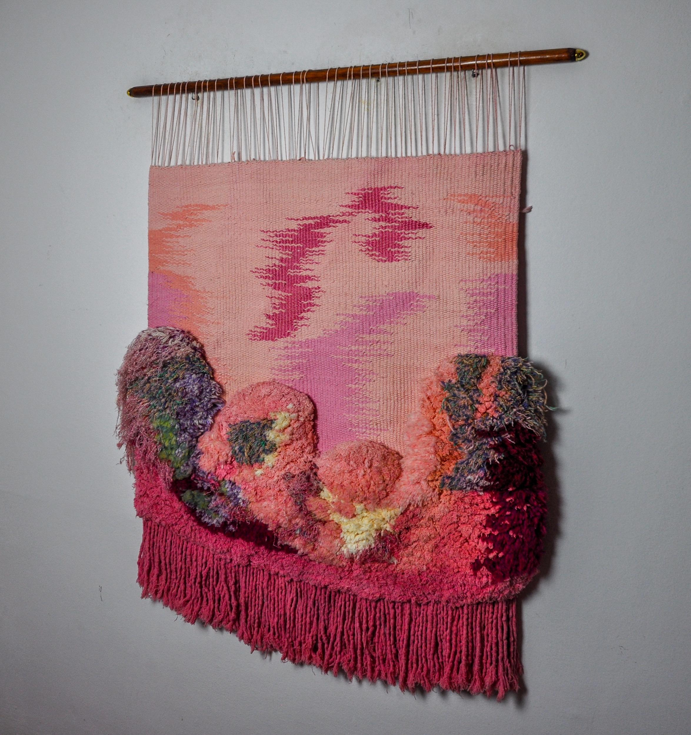 Superb macramé wall tapestry, spain, 1970s.

Large format.

Handcrafted tapestry composed of different textures and materials creating unique patterns and reliefs.

All ropes and wires were made and assembled one by one by the
