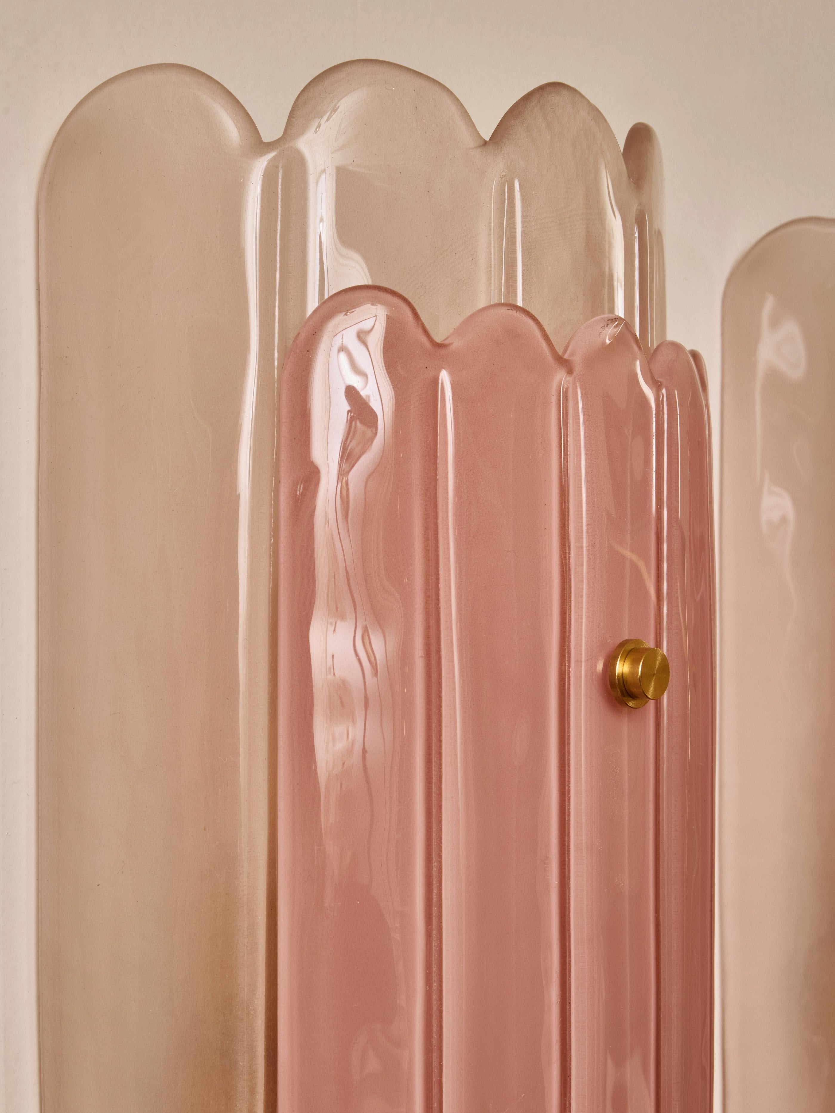 Appliques en verre de Murano teinté rose par Studio Glustin Excellent état - En vente à Saint-Ouen (PARIS), FR