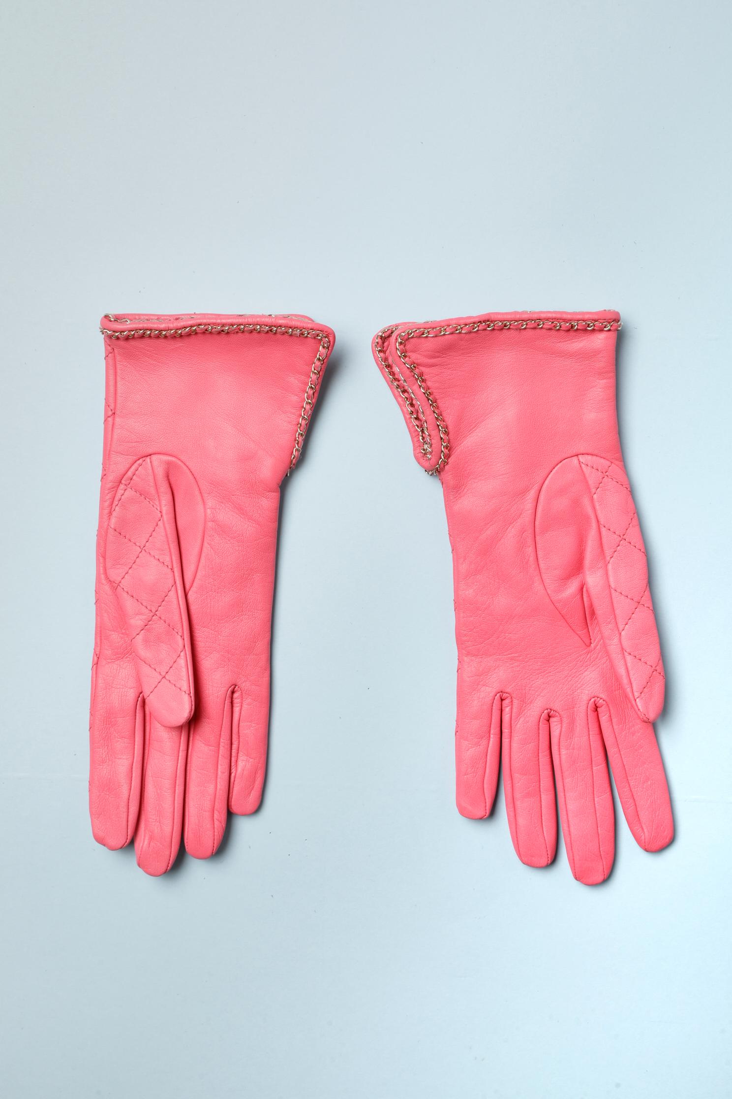 chanel pink gloves
