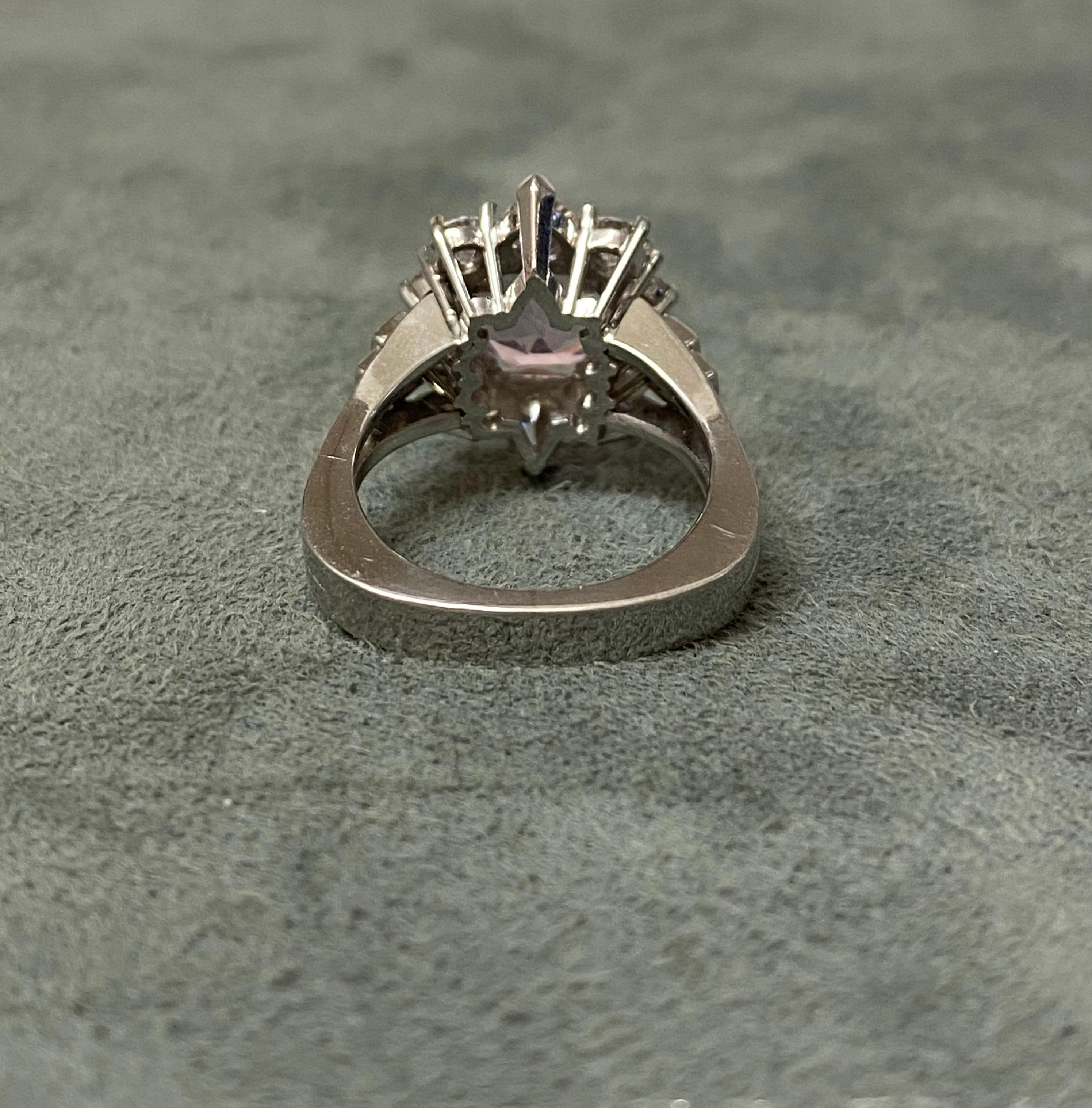 Anello con Topazio Rosa e Diamanti in vendita 1