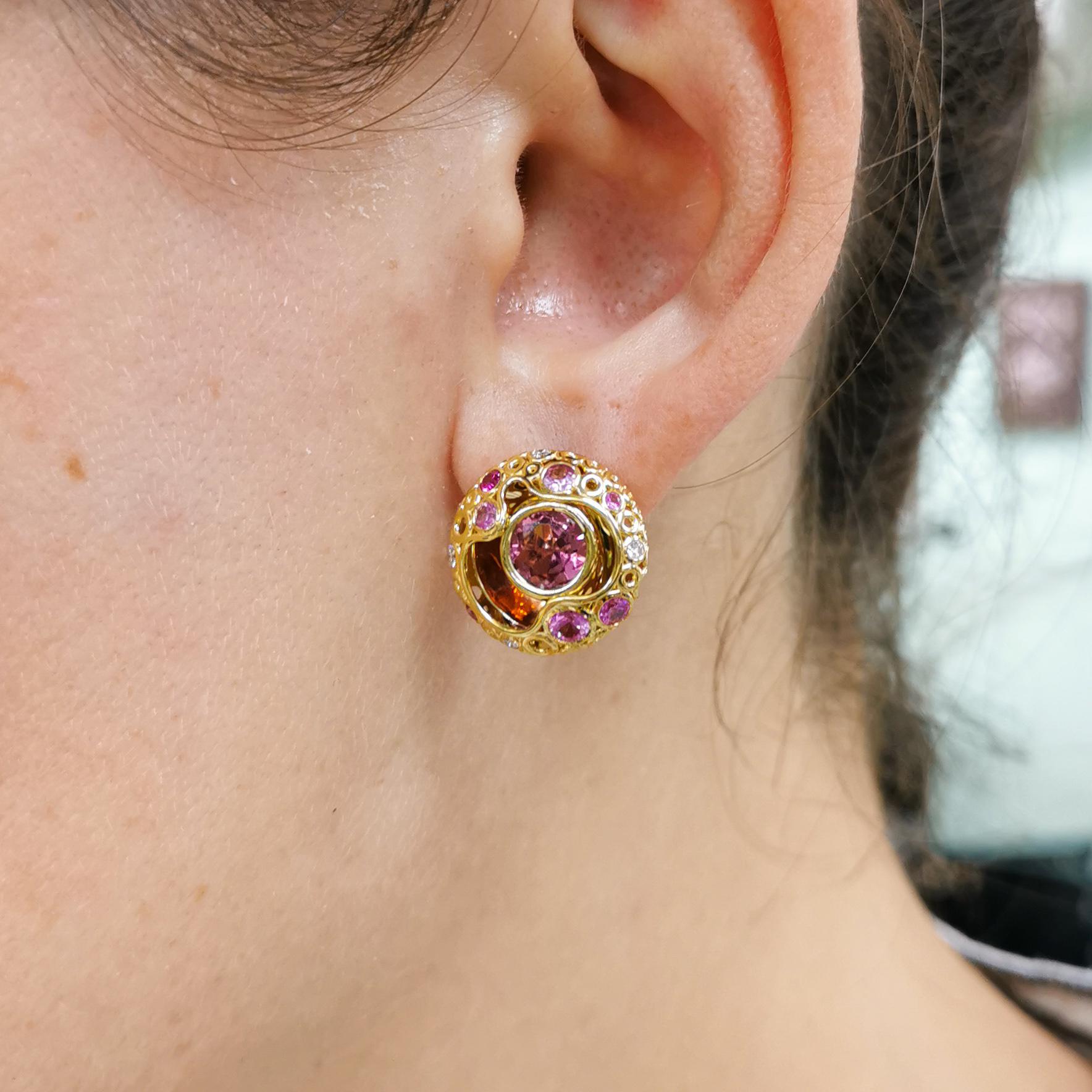 Pink Tormaline 2.65 Carat Sapphires Diamond 18 Karat Yellow Gold Bubble Earrings For Sale 3