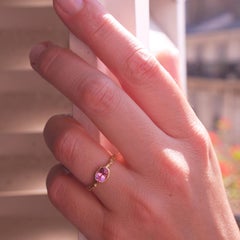 18 Karat Yellow Gold Oval Pink Tourmaline Textured Band Ring