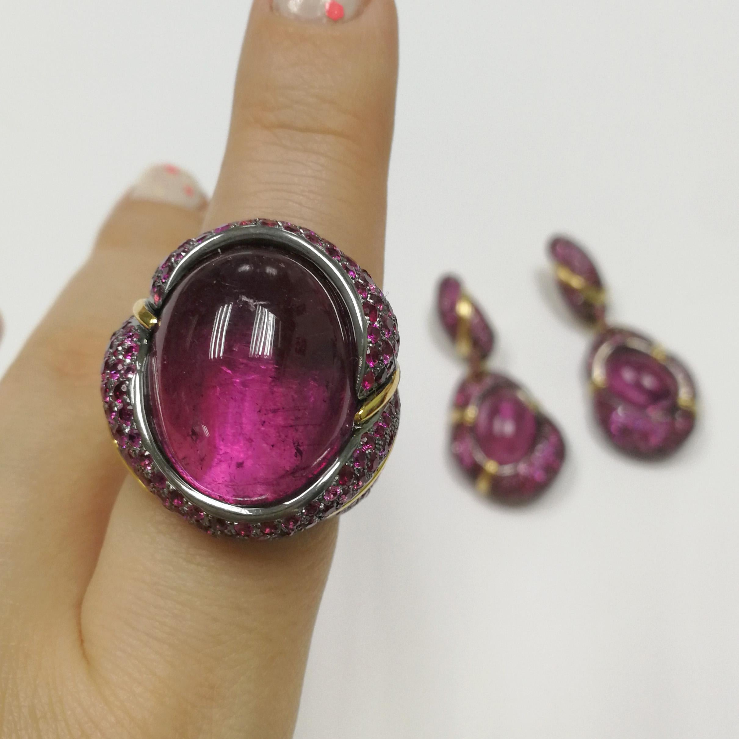 Pink Tourmaline 23.33 Carat Ruby Pink Sapphire 18 Karat Yellow Gold Ring For Sale 6