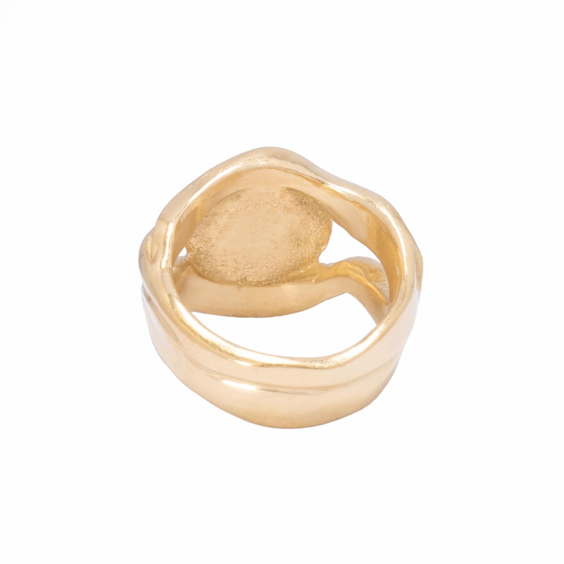 Women's or Men's Pink Tourmaline 2.64 Carat Split Ripple Ring in 18 Karat Gold For Sale