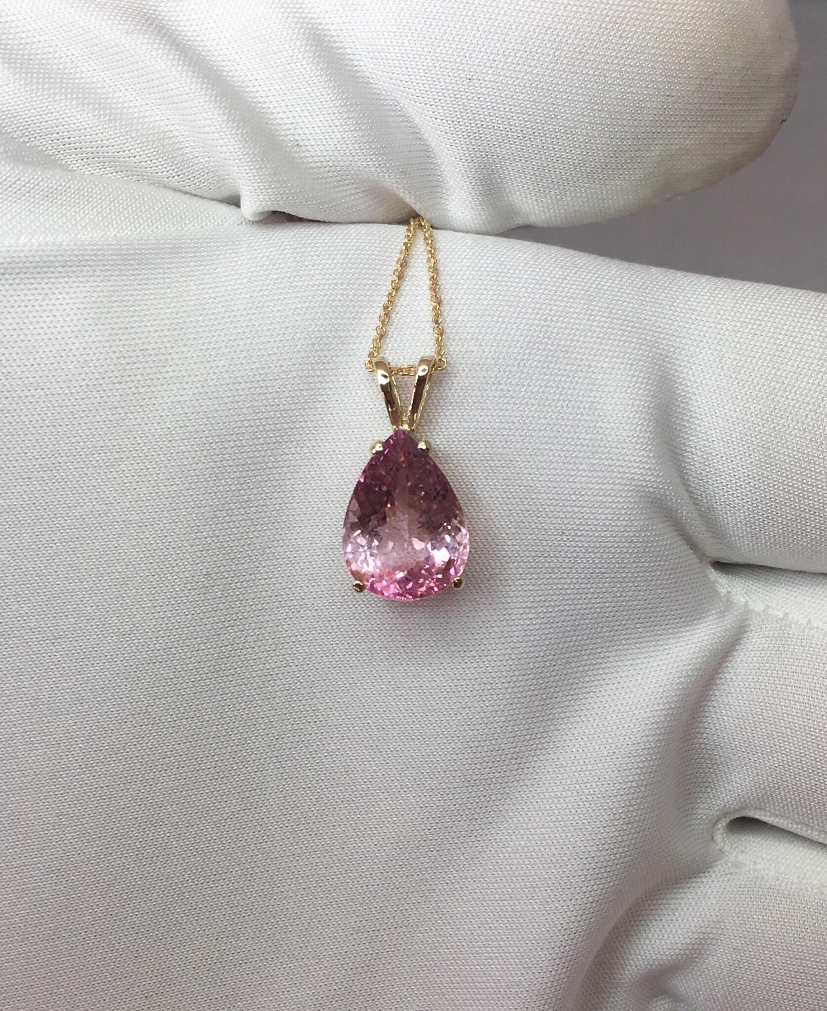Pink Tourmaline 4.17 Carat Yellow Gold Solitaire Pendant Necklace 2