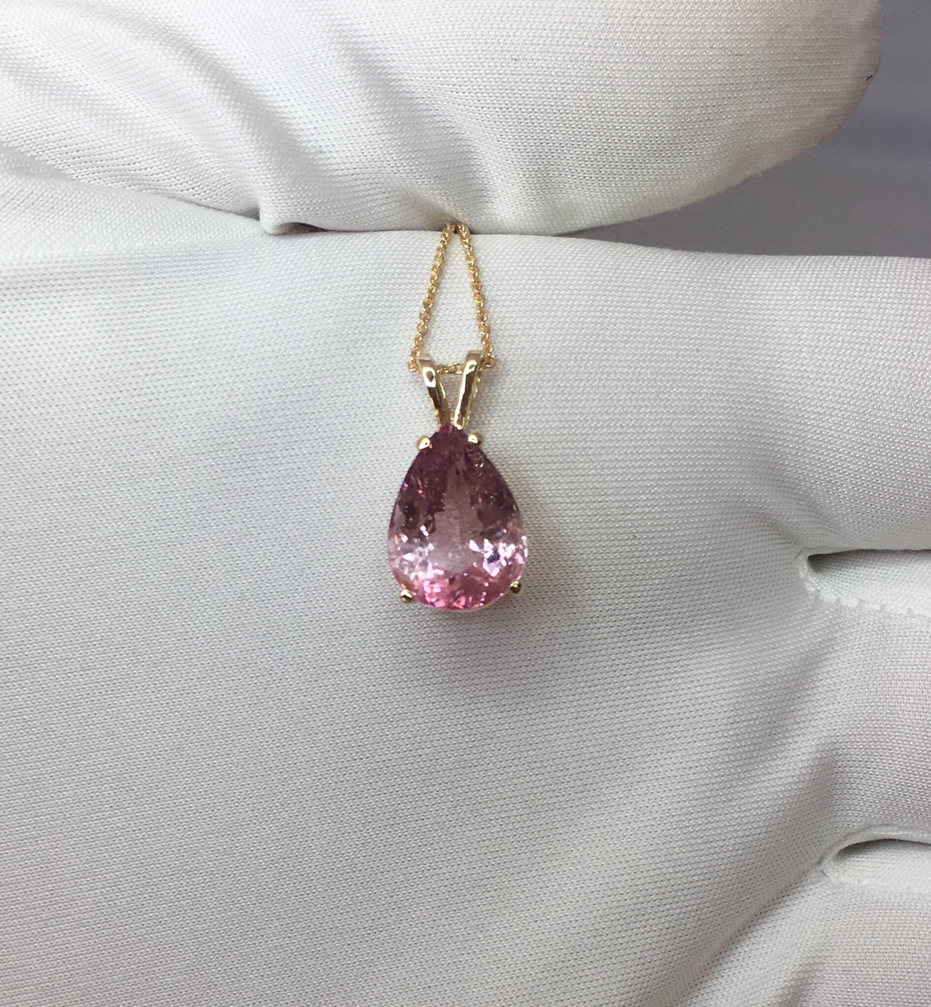 Pink Tourmaline 4.17 Carat Yellow Gold Solitaire Pendant Necklace 3