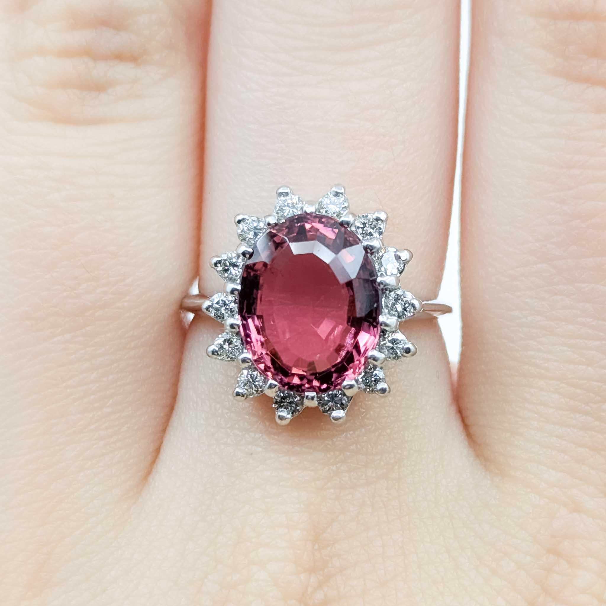 De las mujeres Anillo de Oro Blanco de 14k con Turmalina Rosa y Diamante en venta