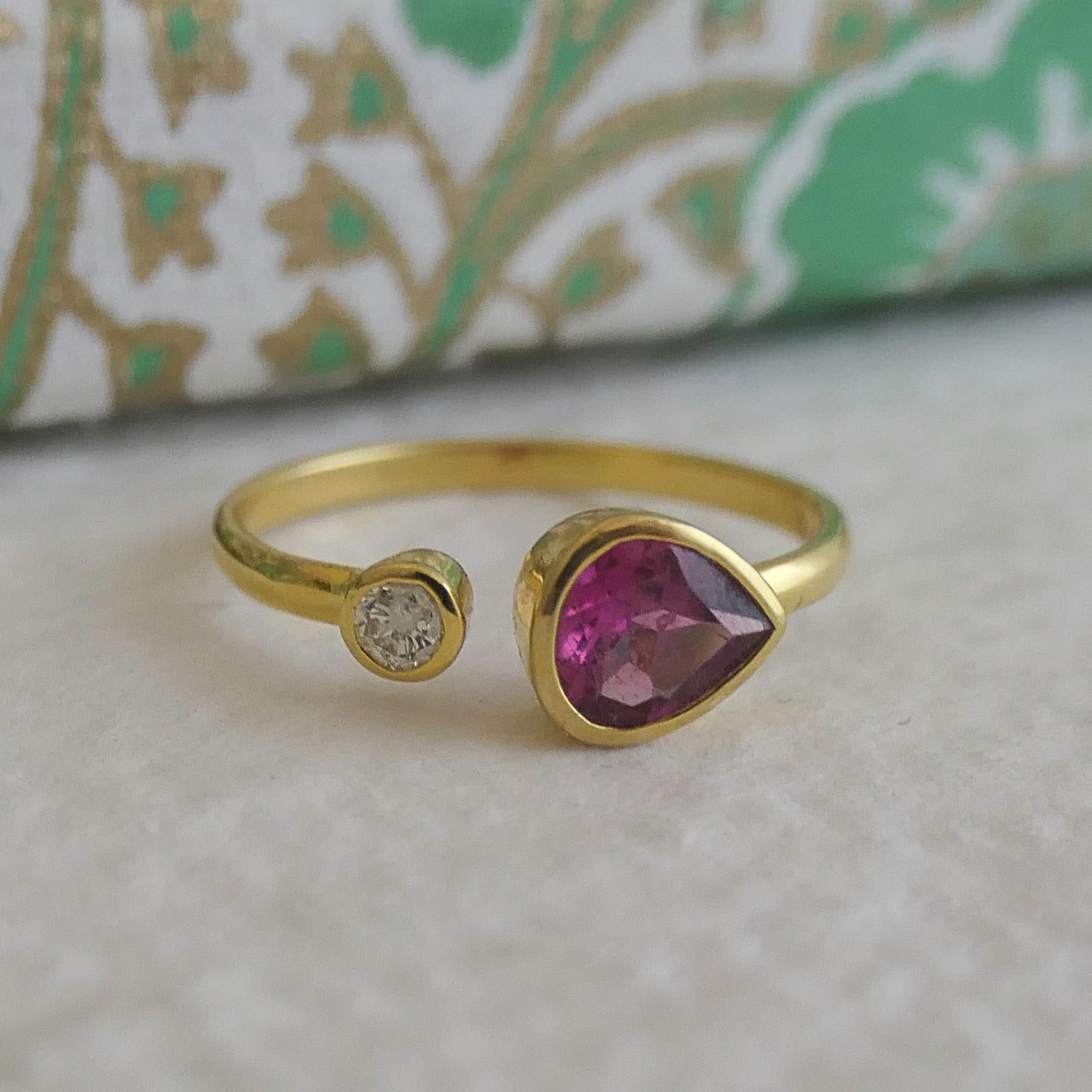 Bague en or jaune 18 carats avec tourmaline rose et diamant en vente 6