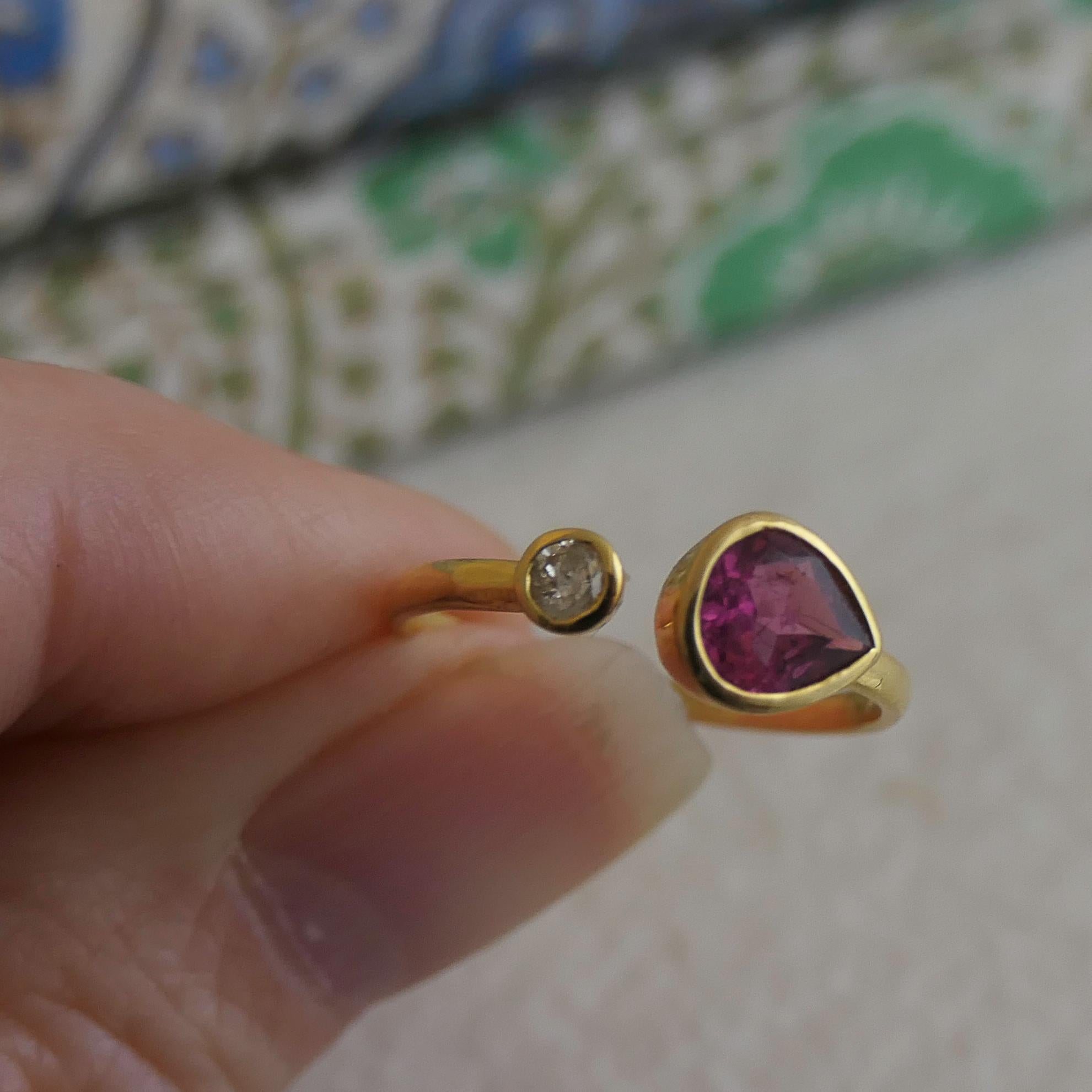 Bague en or jaune 18 carats avec tourmaline rose et diamant en vente 7