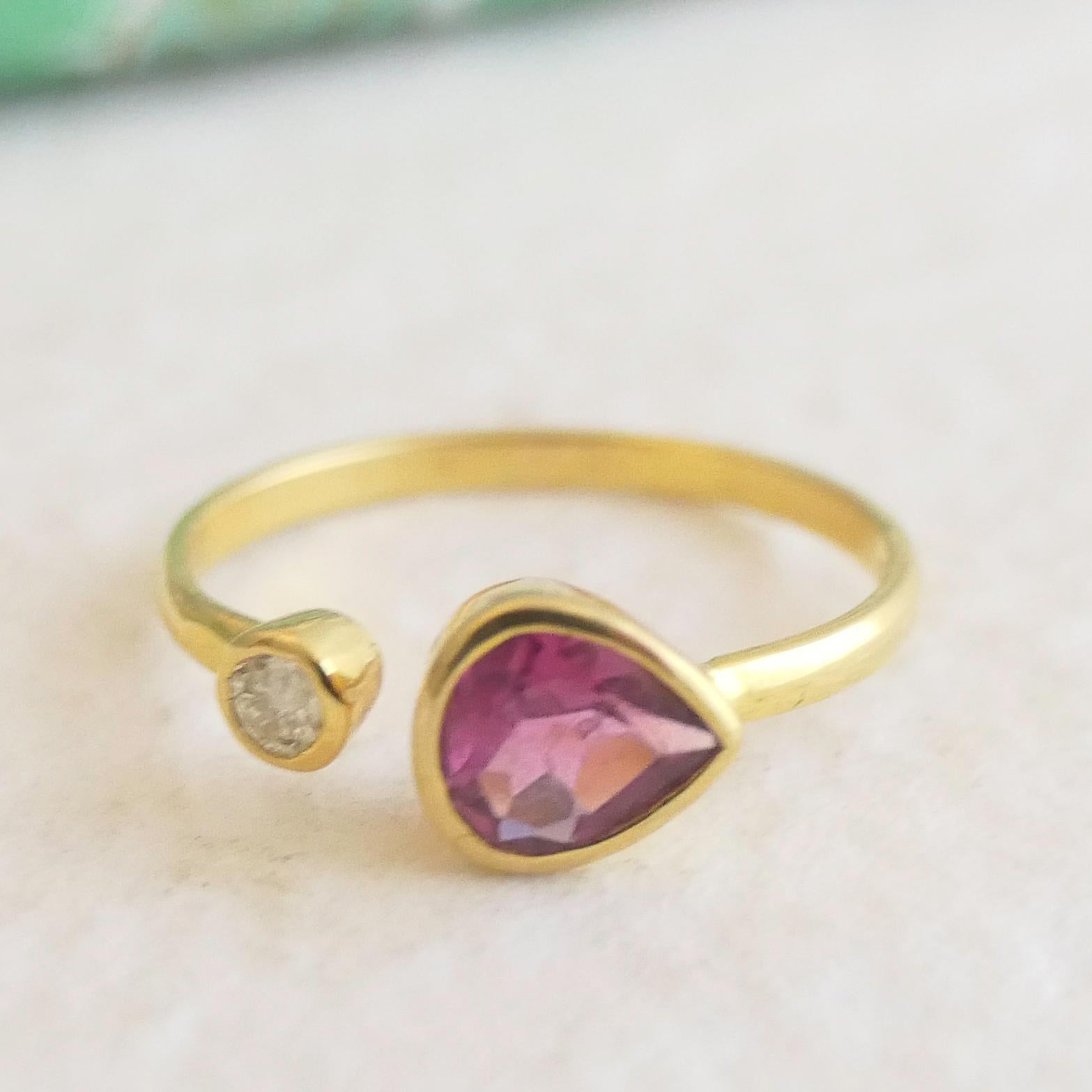 Bague en or jaune 18 carats avec tourmaline rose et diamant Pour femmes en vente